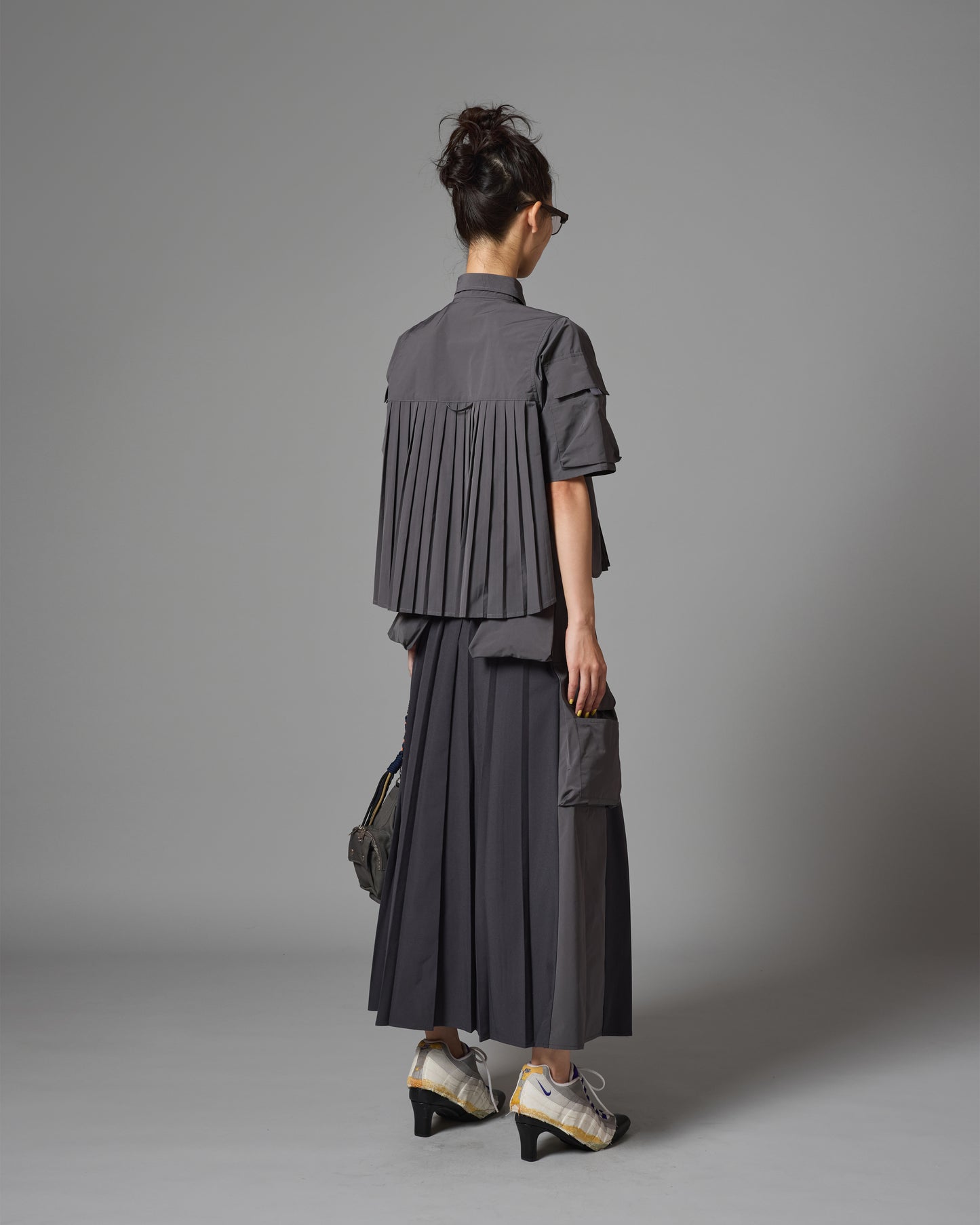 2WAY MULTIPOCKET PLEATS SKIRT (GRAY)