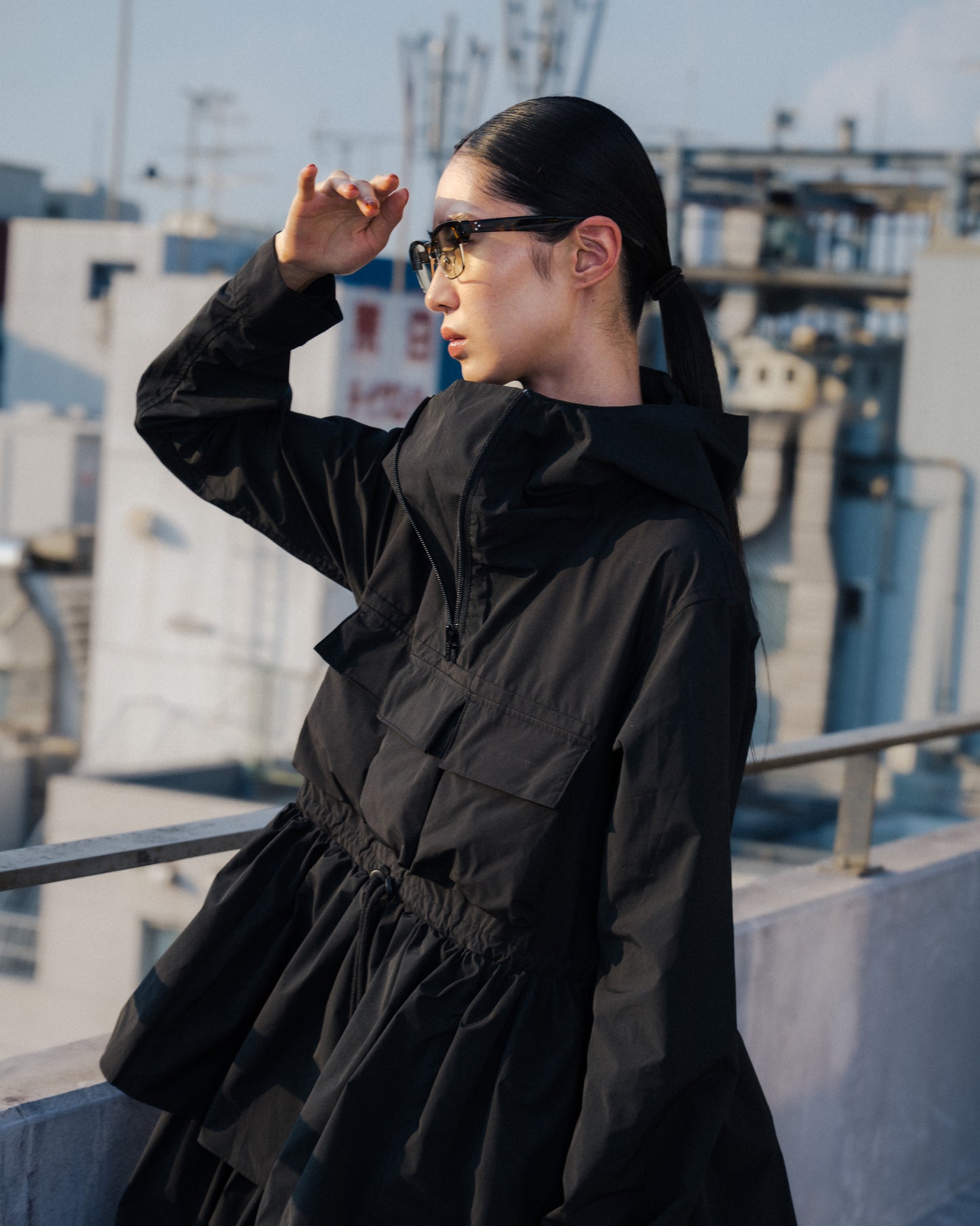 MULTI POCKET TECH ONE-PIECE (BLACK)