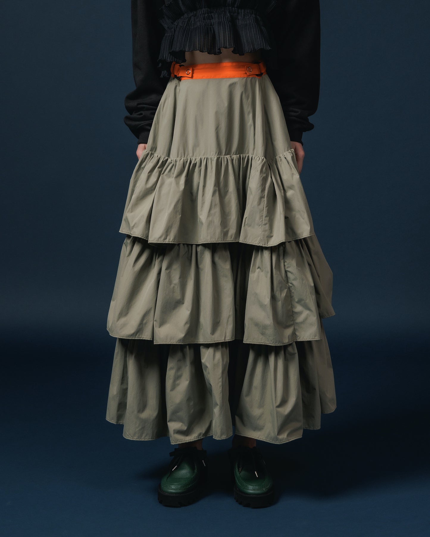 NYLON TIEREDSKIRT (GRAY)