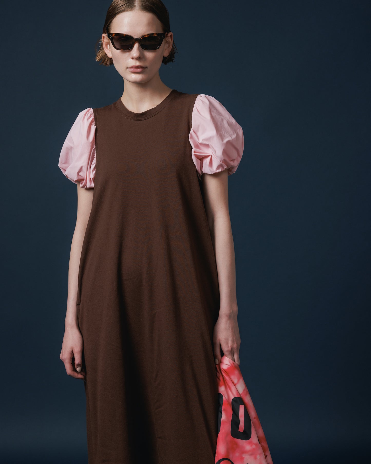 BALLOON SLEEVE ONE-PIECE (BROWN x PINK)
