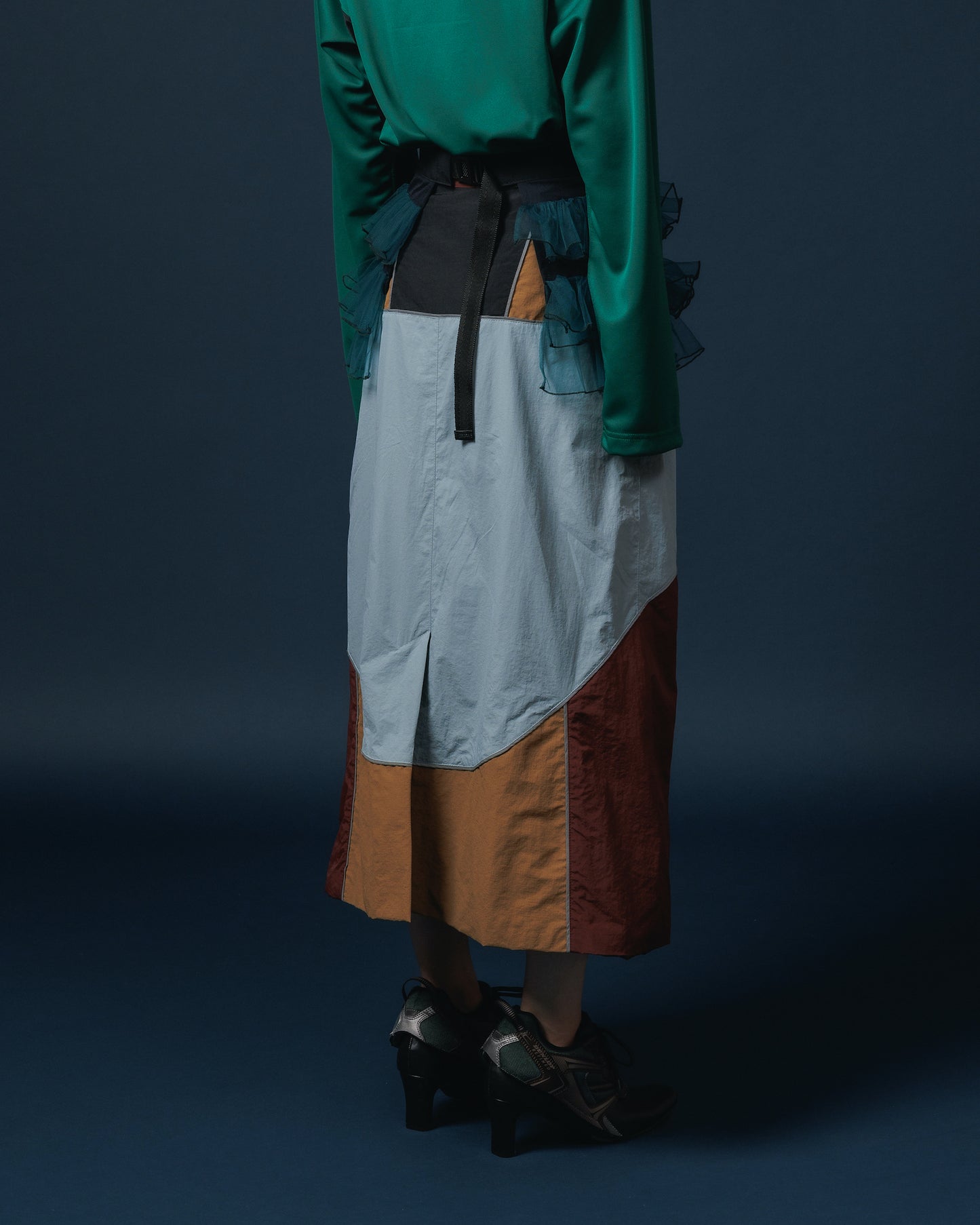 SWITCHING NYLON SKIRT (MUSTARD x BLUE)