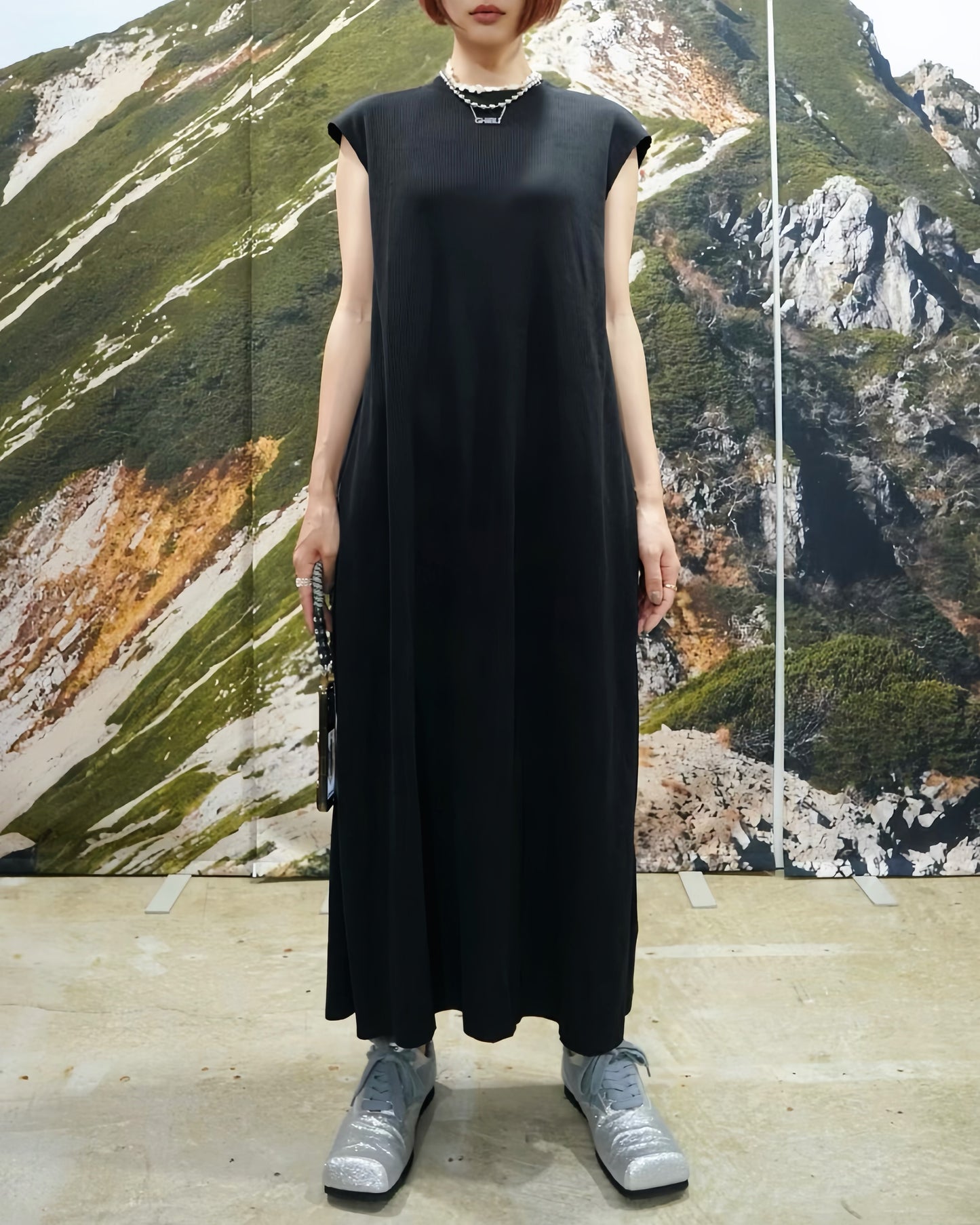 RIB NO SLEEVE ONE-PIECE (BLACK)