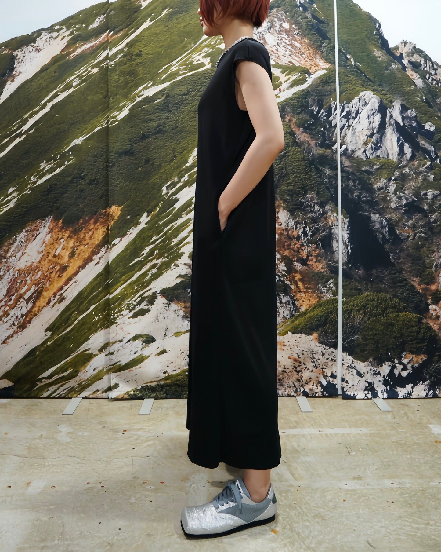 RIB NO SLEEVE ONE-PIECE (BLACK)
