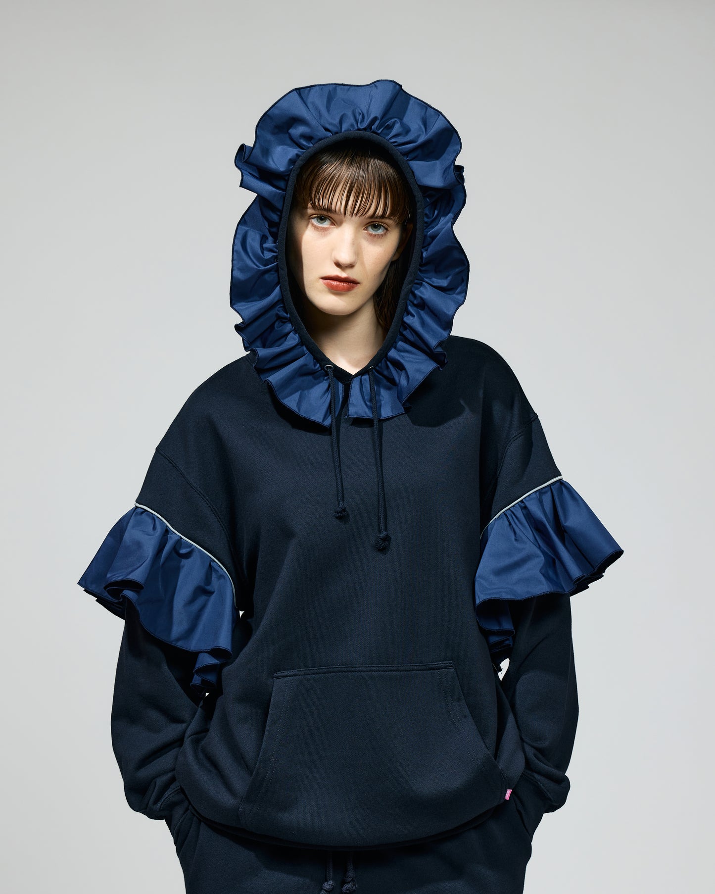 FRILL SWEAT HOODIE (NAVY)