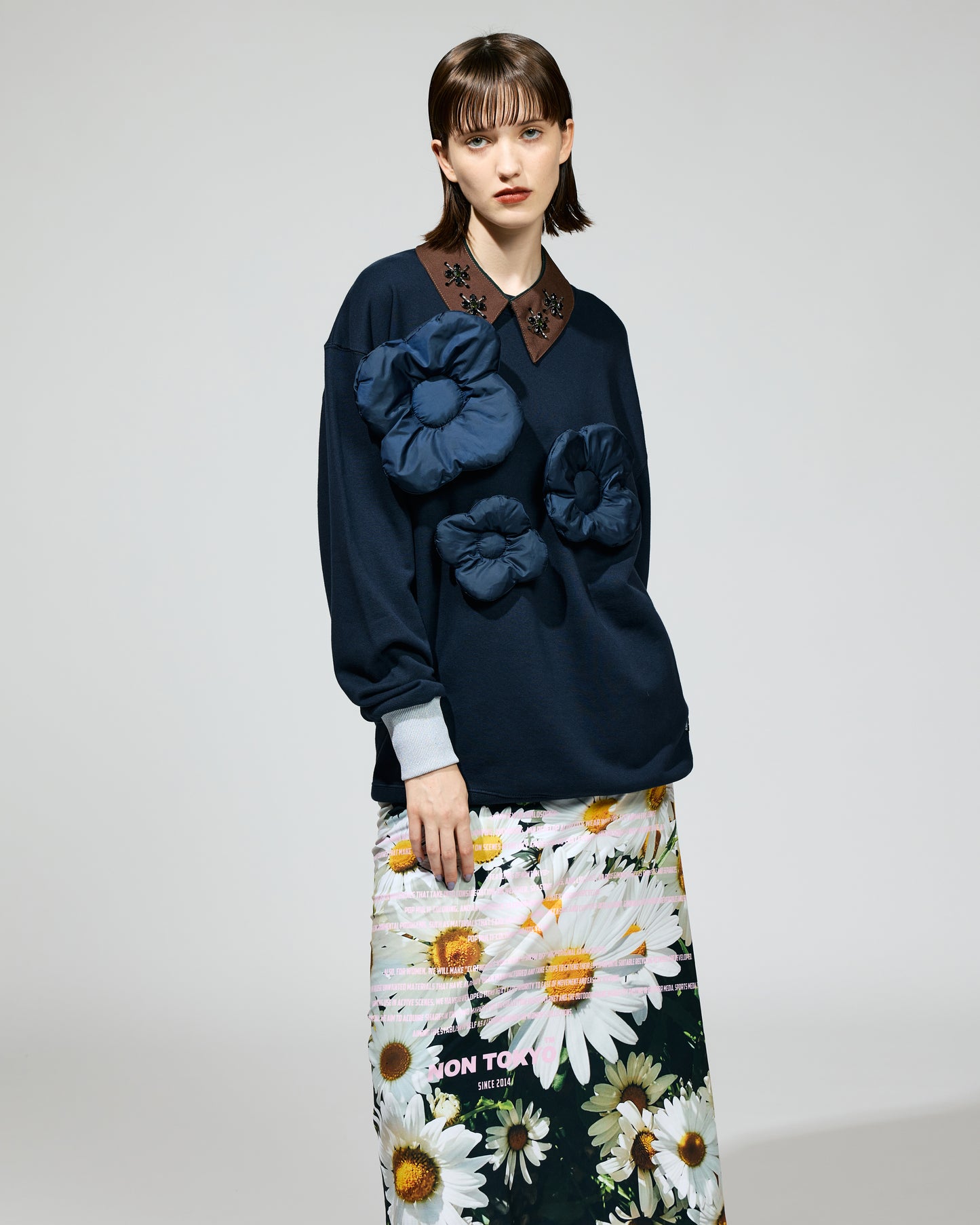 PUFF FLOWER PULLOVER SWEAT (NAVY)