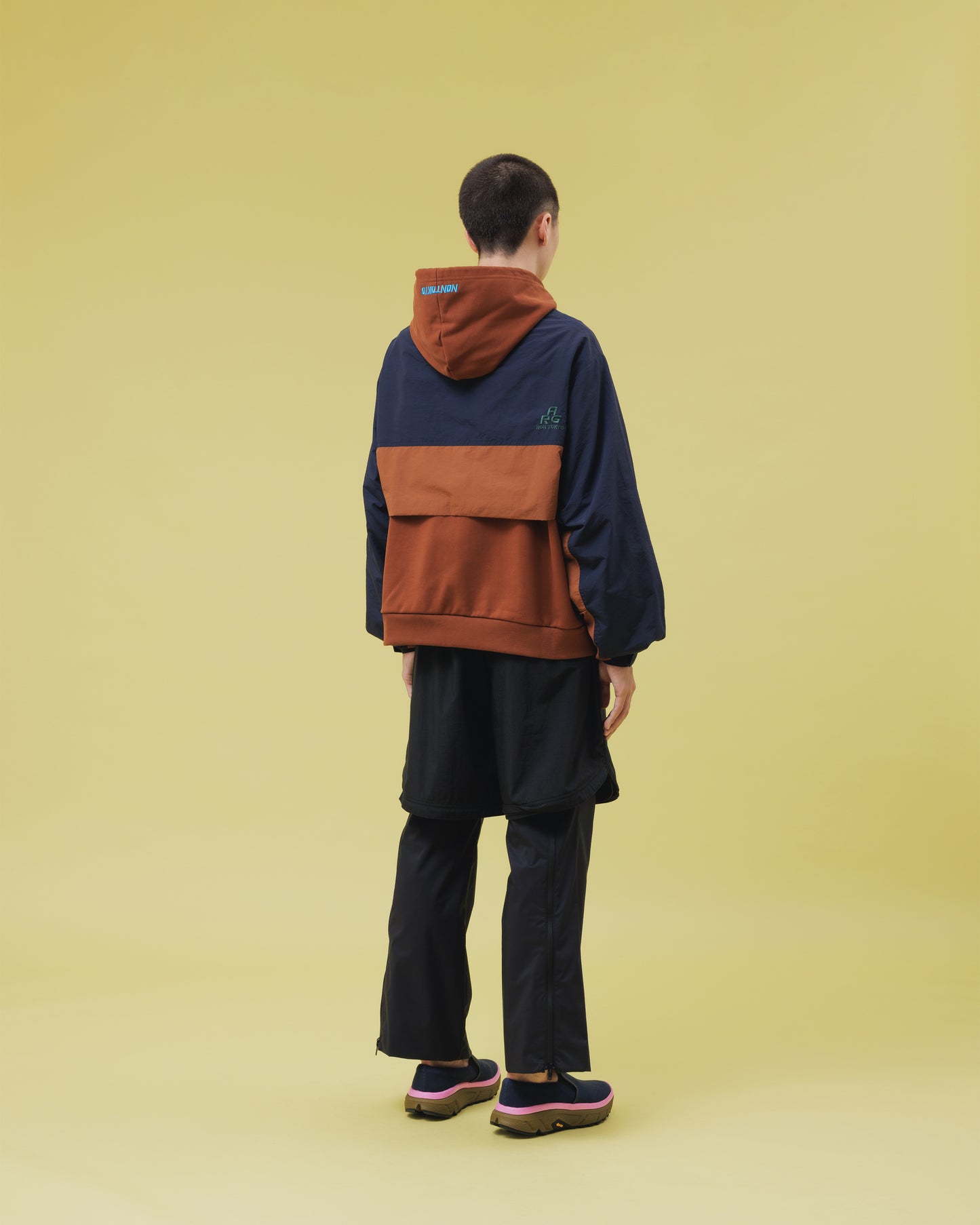 NON TOKYO / MULTI COLOR SLIP-ON (NAVY)