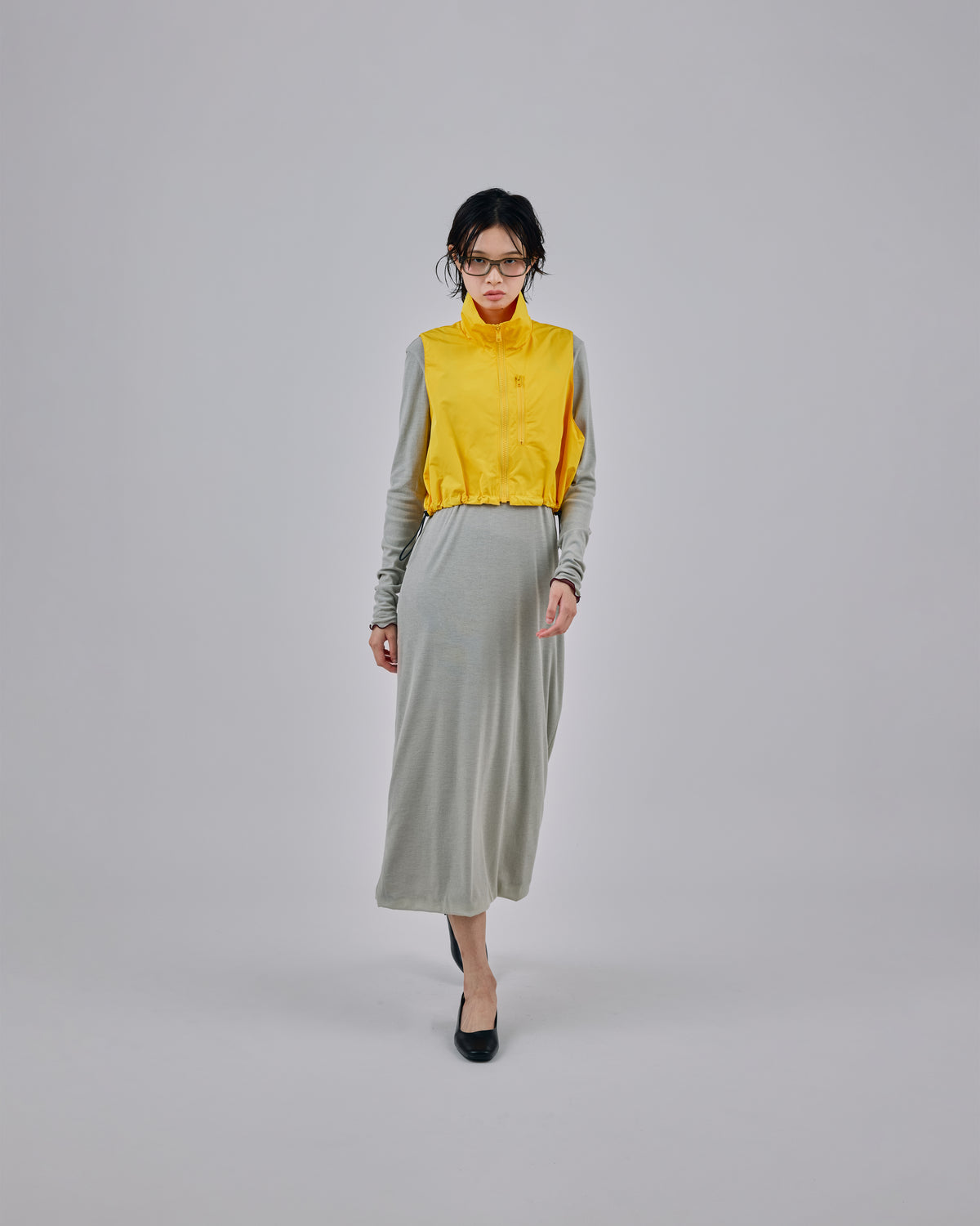 LAMINATED TAFFETA SHORT VEST (YELLOW)