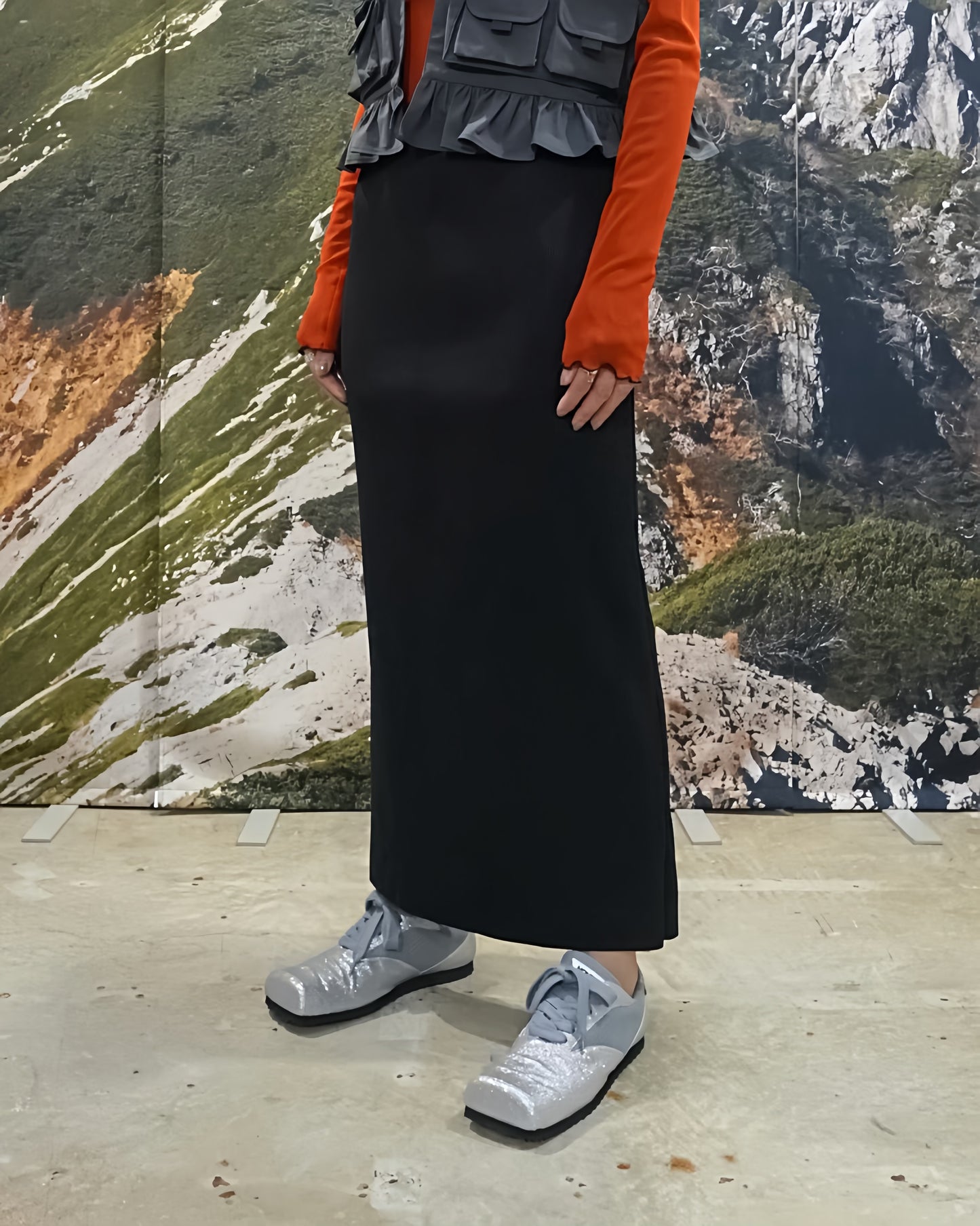 RIB SKIRT (BLACK)