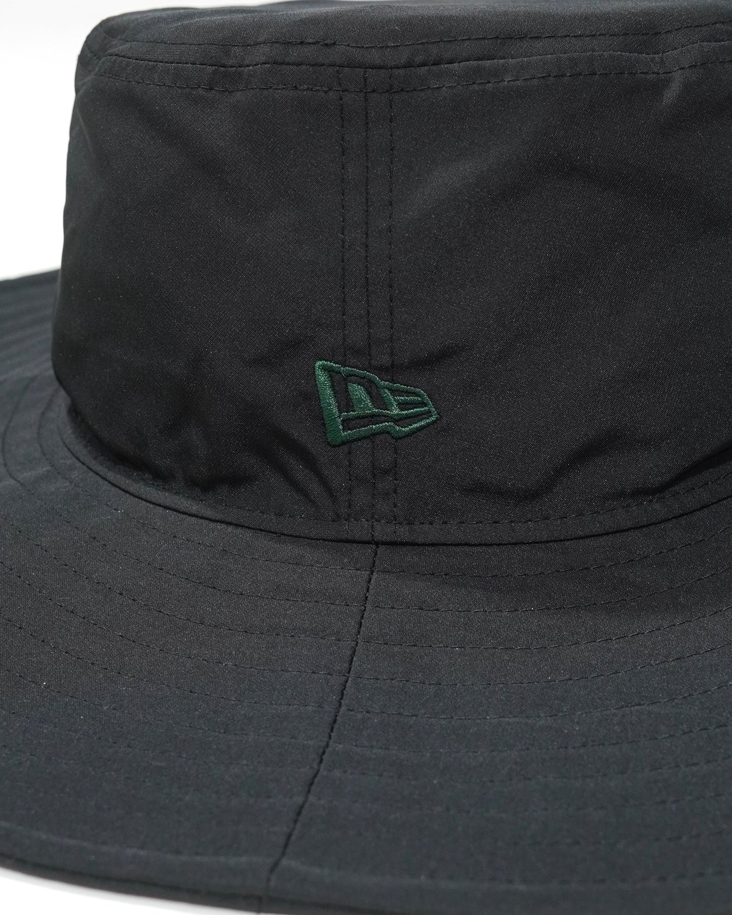 LONG BRIM HAT feat. NEW ERA (BLACK)