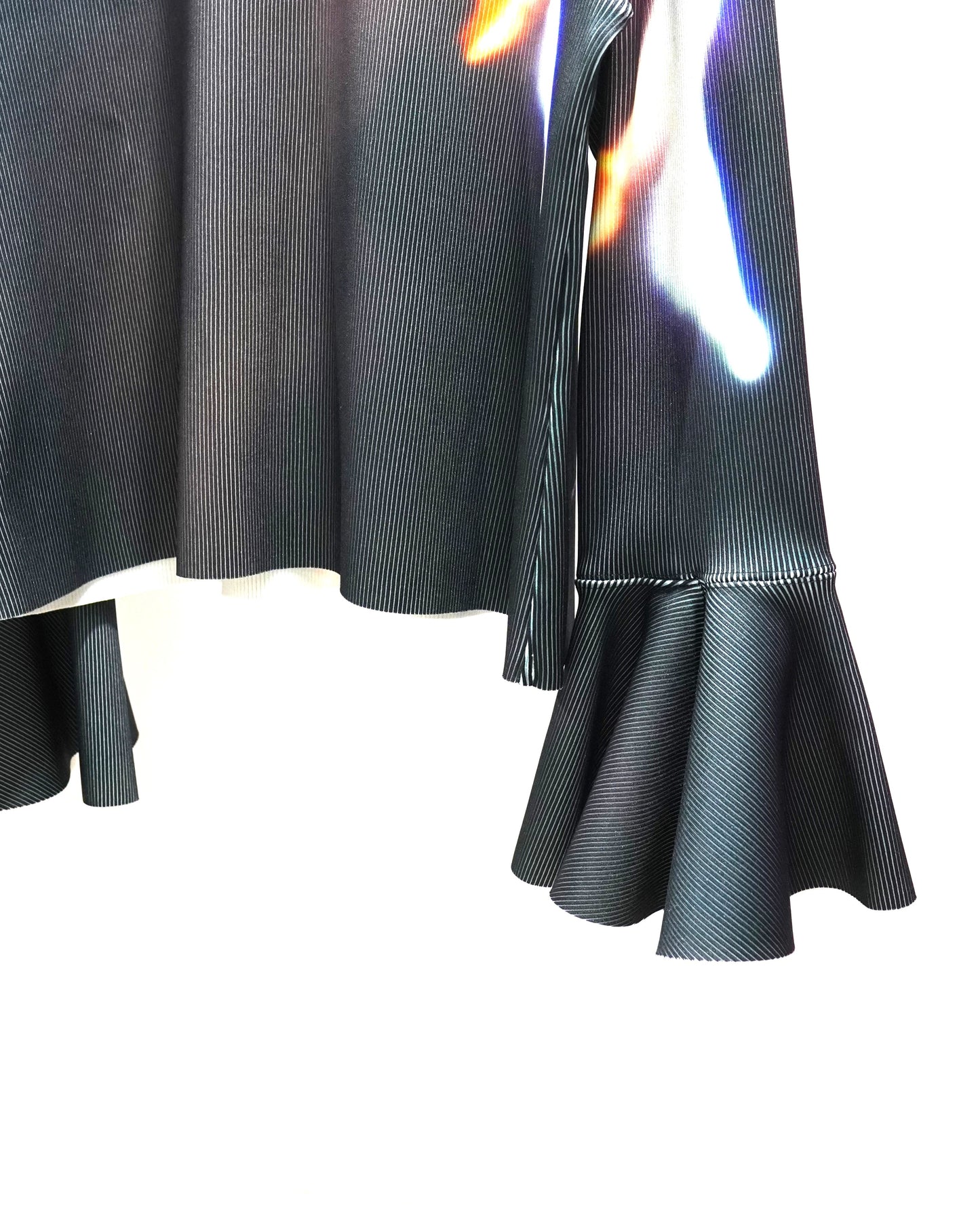 PRINT RIB FLARE SLEEVE C/S (FLASH)
