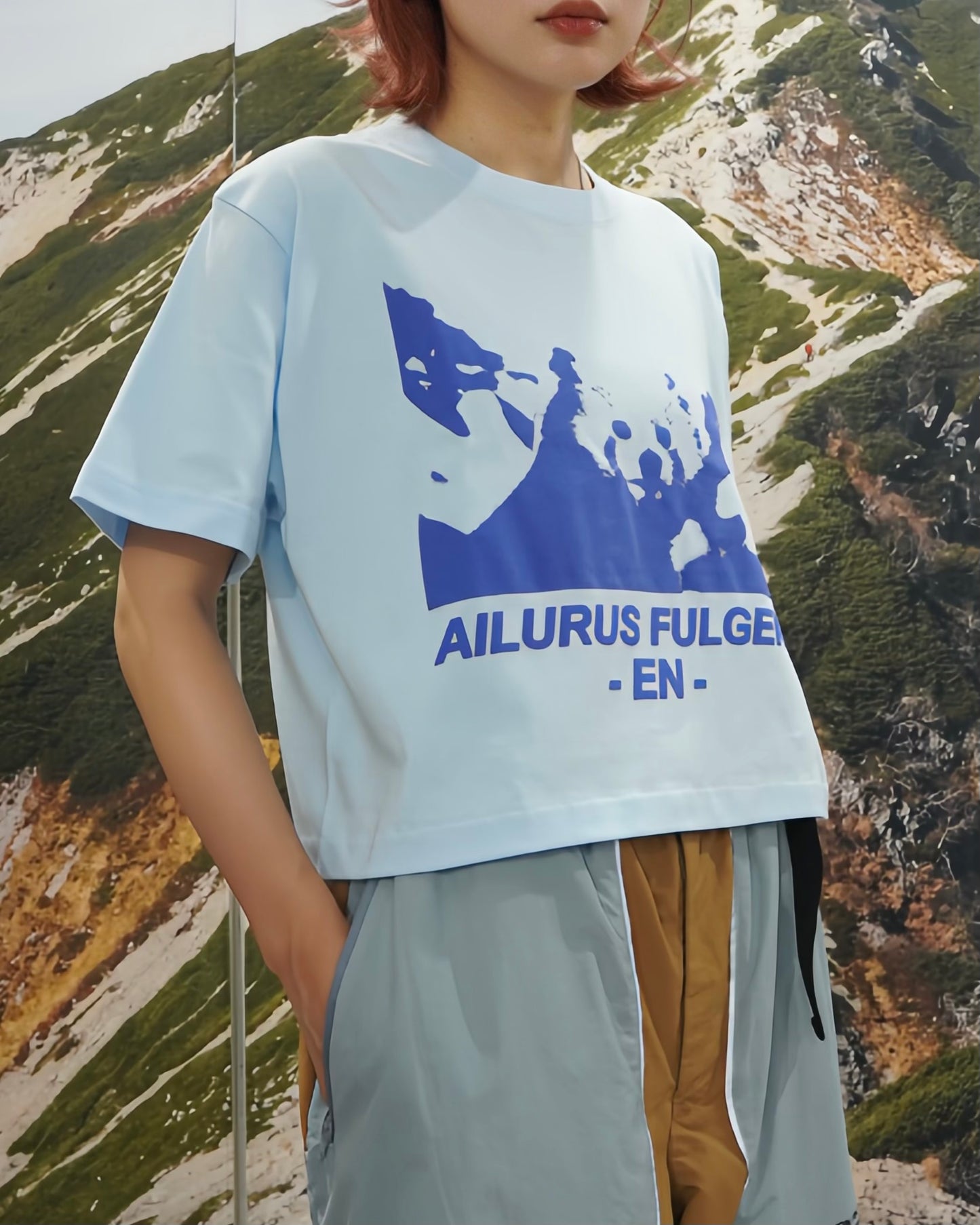 AILURUS FULGENS PRINT SHORT T-SHIRT (BLUE)