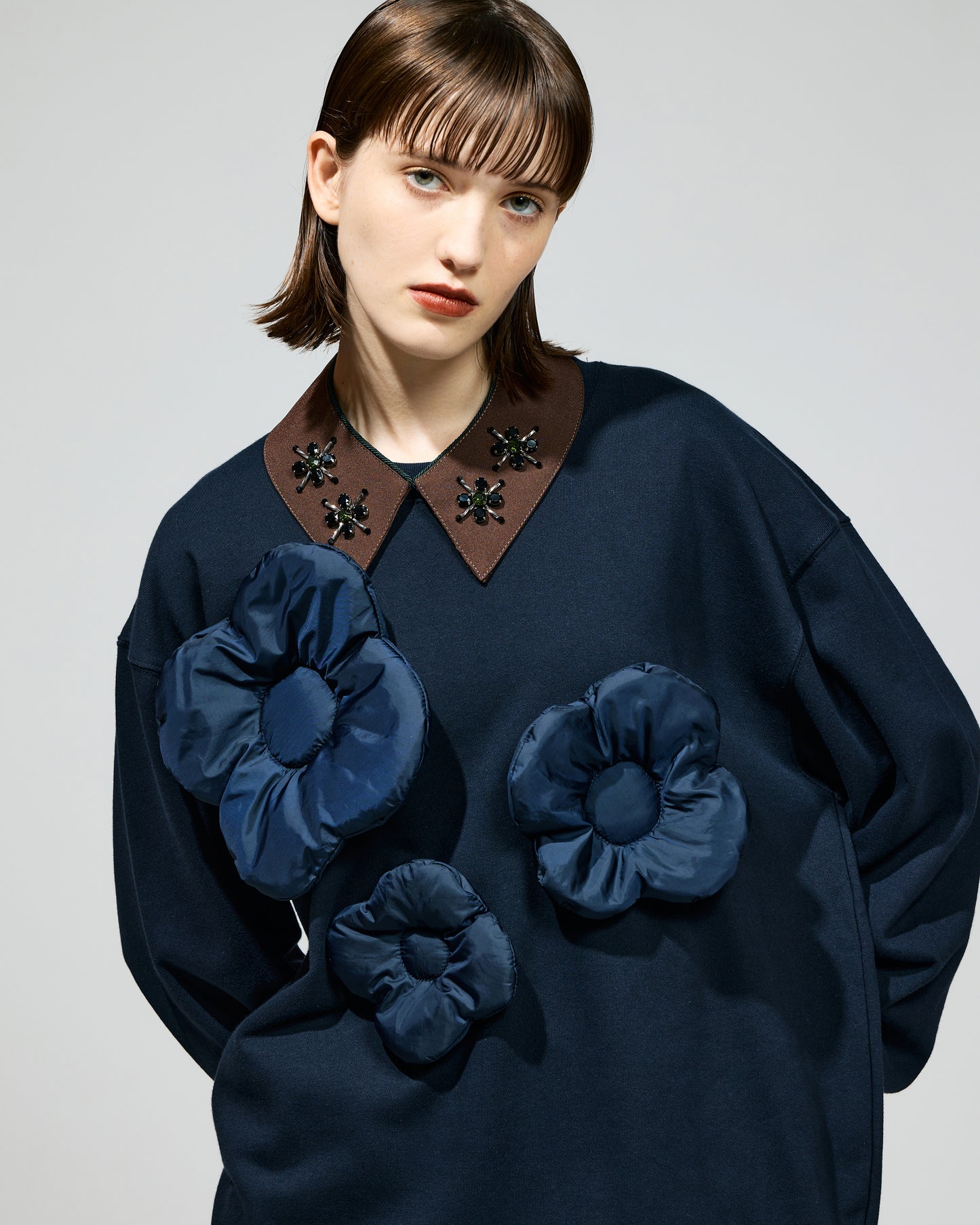 PUFF FLOWER PULLOVER SWEAT (NAVY)
