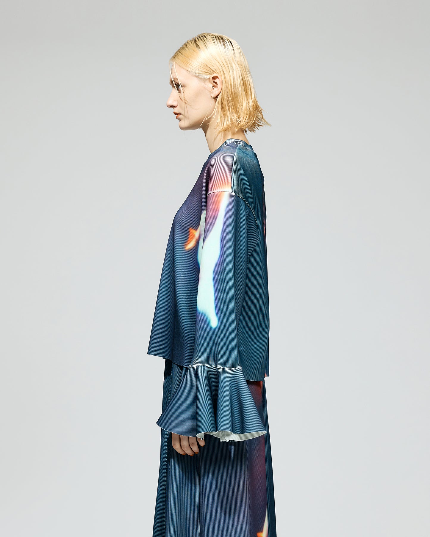 PRINT RIB FLARE SLEEVE C/S (FLASH)