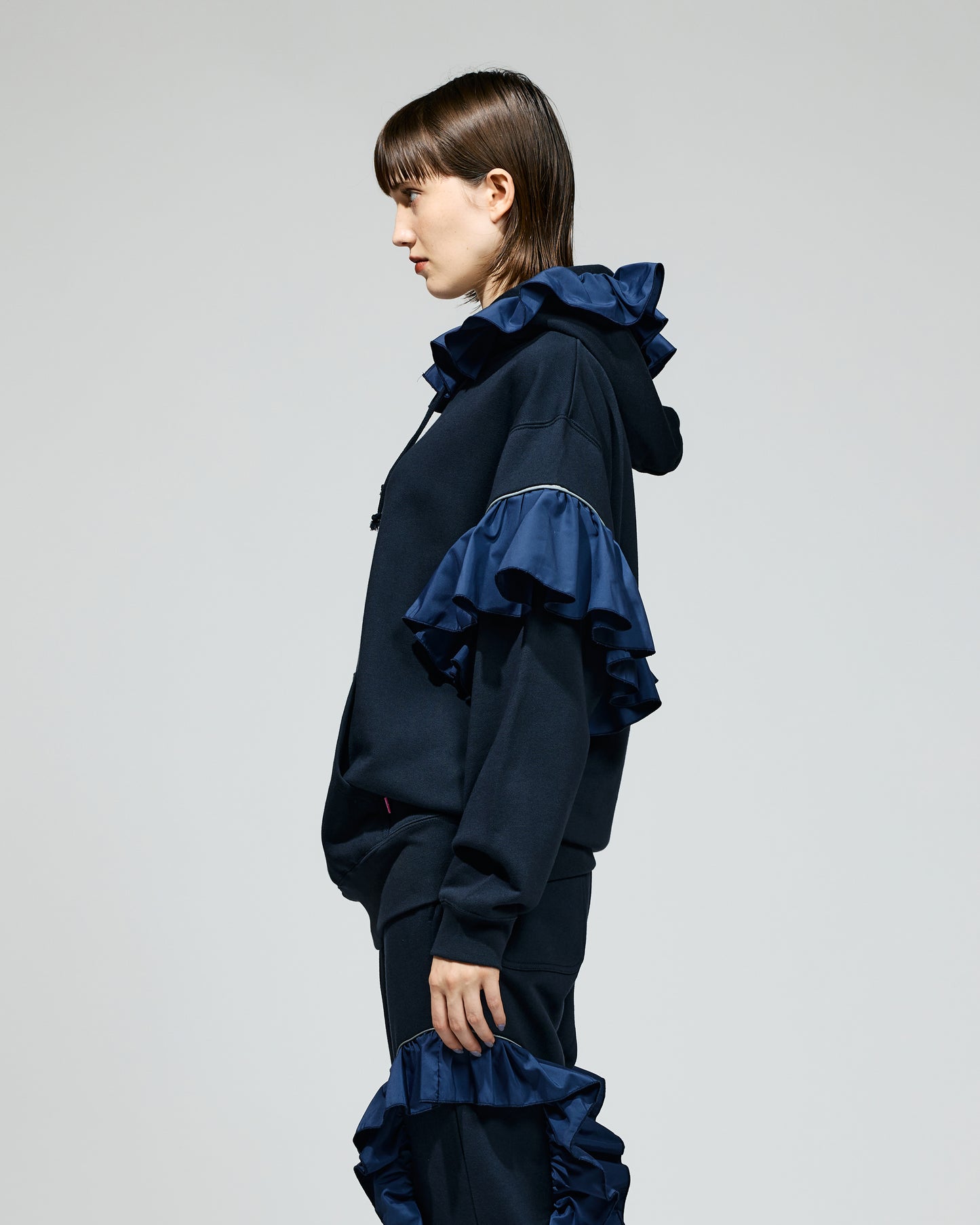FRILL SWEAT HOODIE (NAVY)