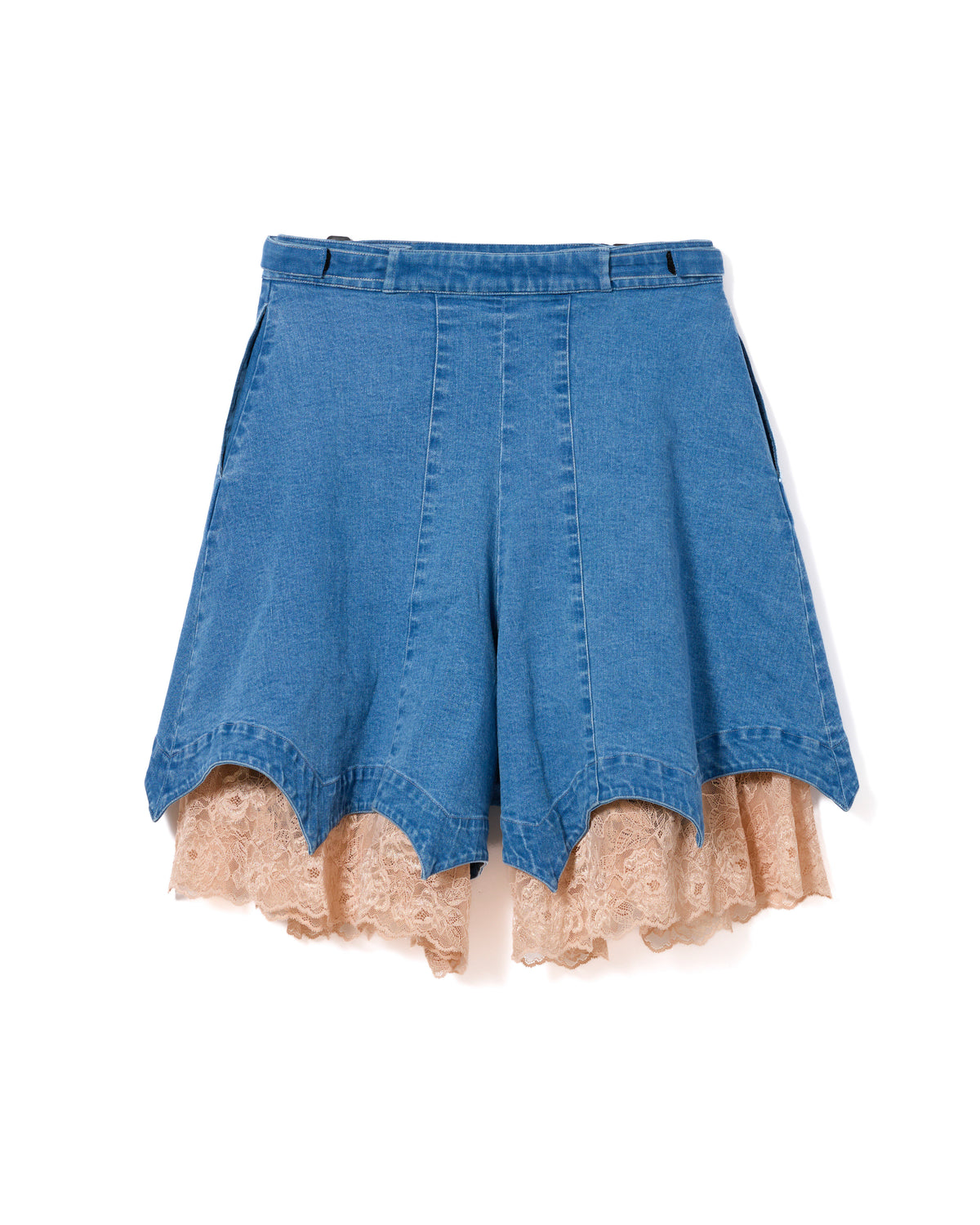BATWING HEM DENIM & LACE SHORTS (BLUE)