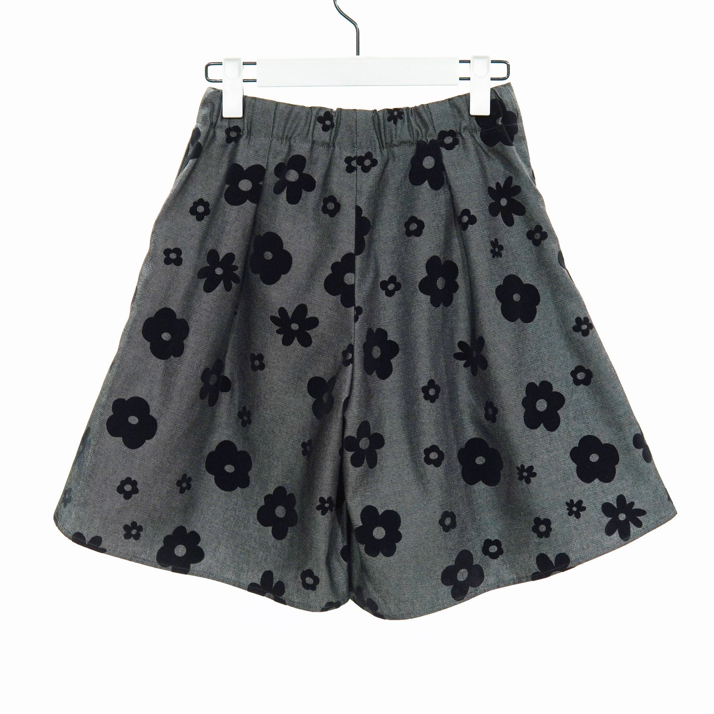 NON TOKYO / FLOKING FLOWER DENIM CULOTTES (BLACK) / 〈ノントーキョー〉フロッキーフラワーデニムキュロット (ブラック)