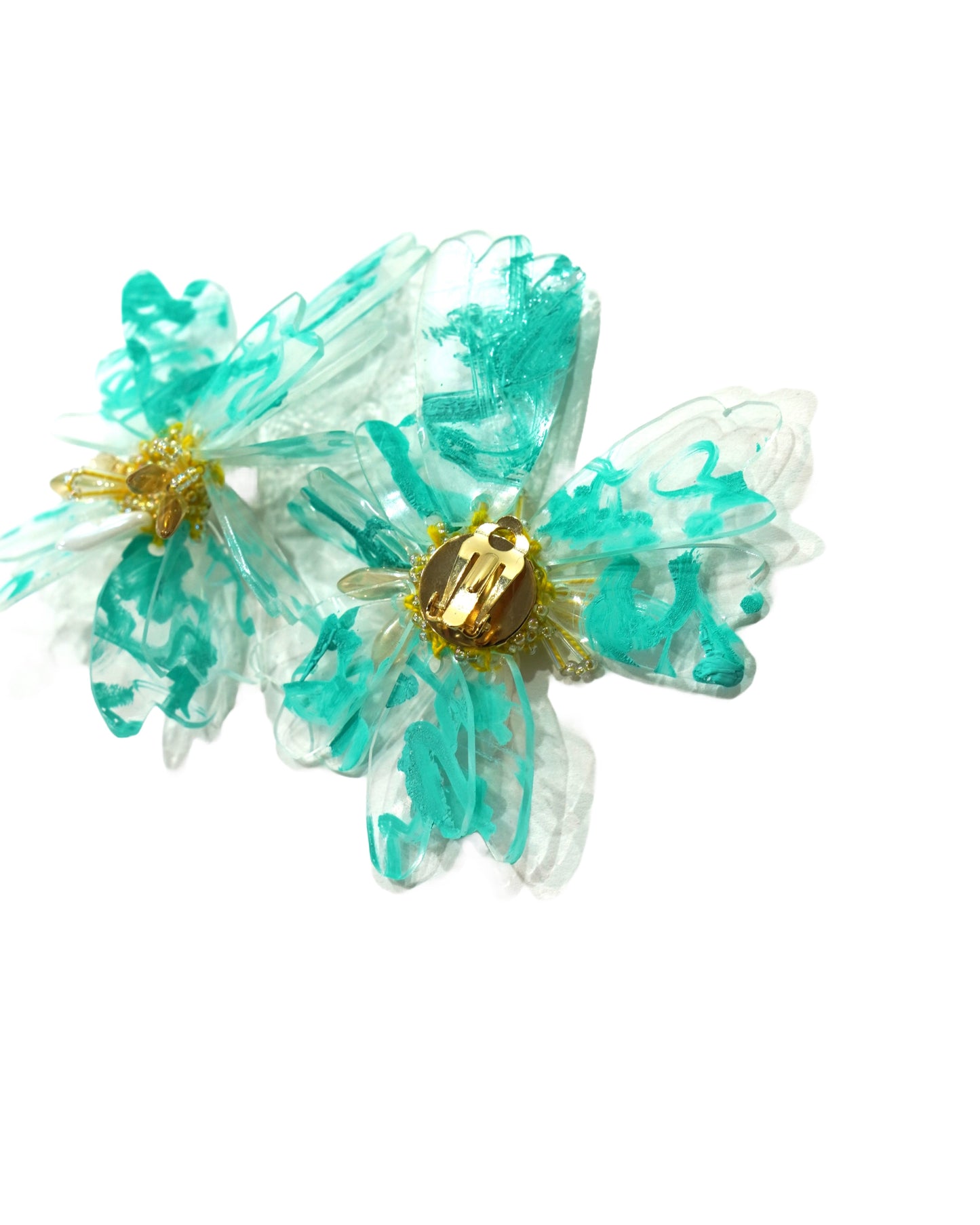 NON TOKYO / CLEAR FLOWER EARRING (BLUE) / 〈ノントーキョー〉クリアフラワーイヤリング (ブルー)
