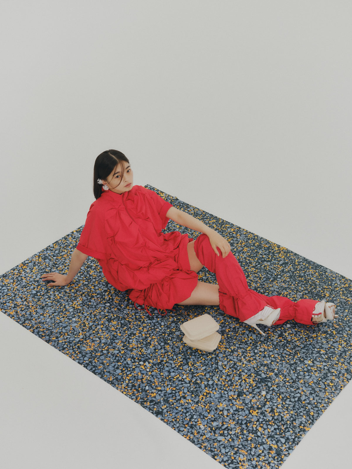 2WAY FLOWER SMOCKING ANORAK (RED)