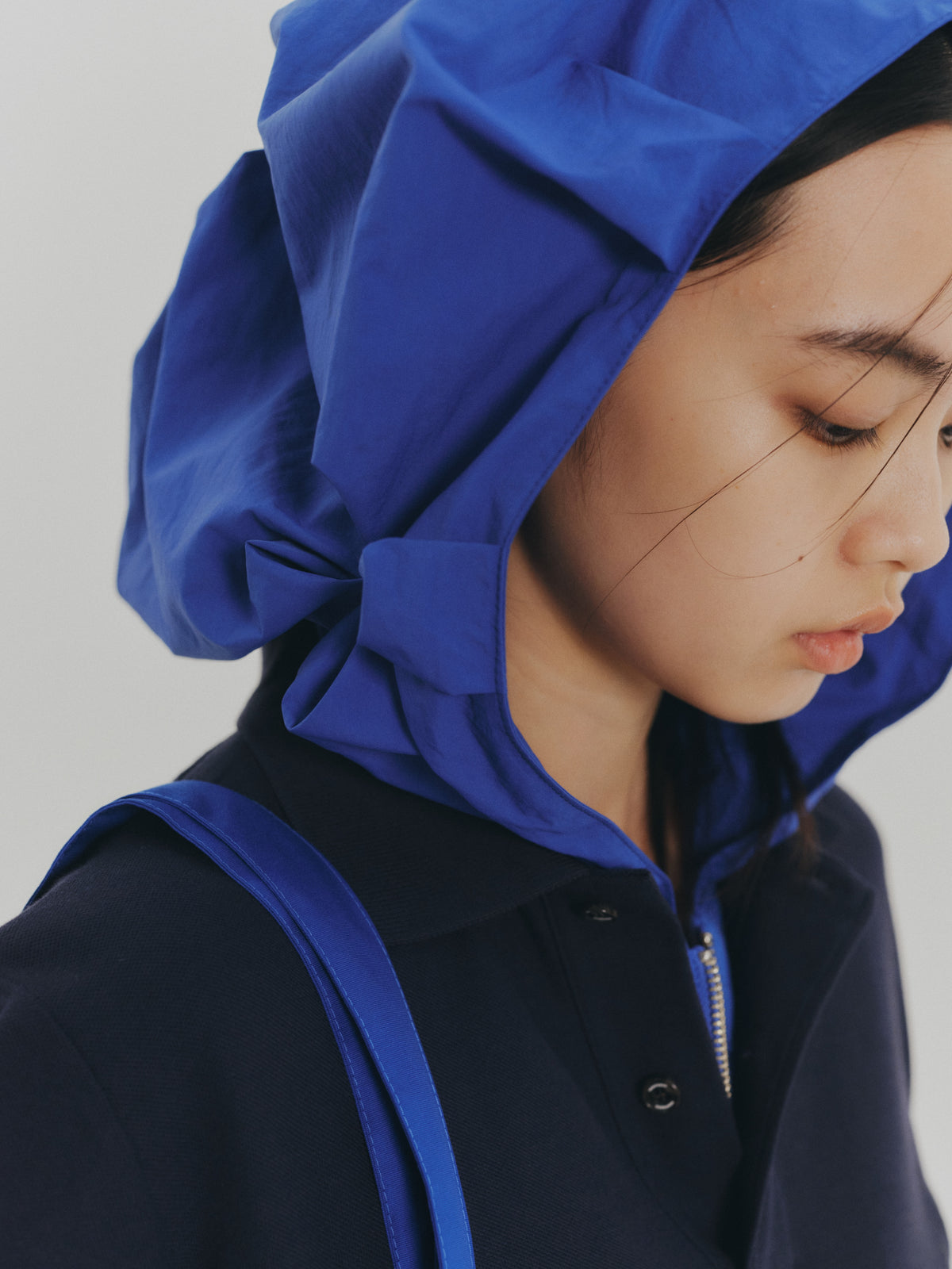 FLOWER SMOCKING HOODIE (BLUE)