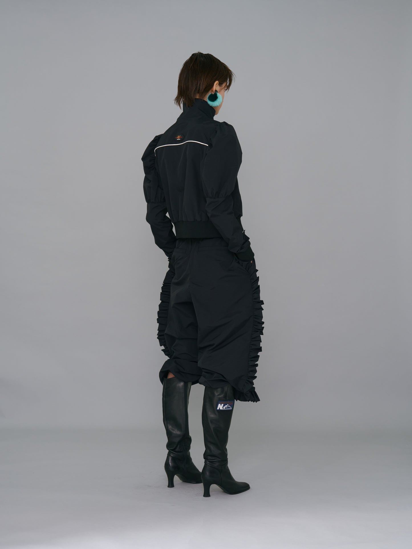 NON TOKYO / PUFFSLEEVE NYLON BLOUSON (BLACK) / NON TOKYO Puff sleeve nylon blouson (black)