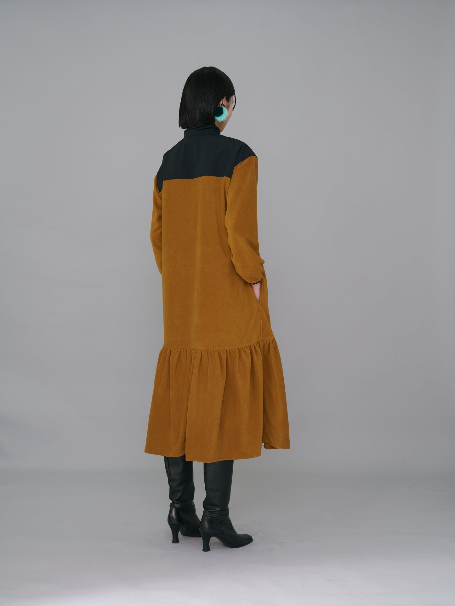 NON TOKYO / FLARE SLEEVE FLEECE ONE-PIECE (MUSTARD)