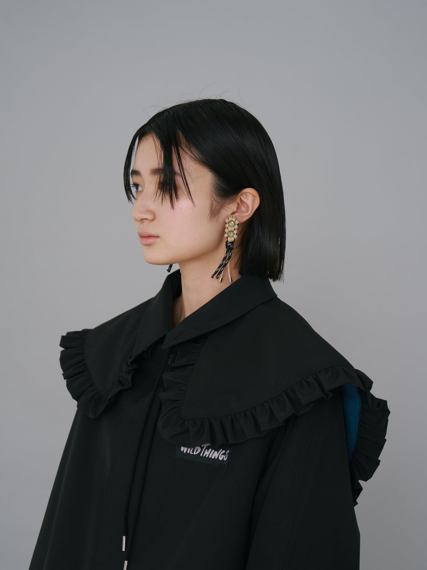 NON TOKYO / REVERSIBLE FRILL COLLAR (BLACKxBLUE)