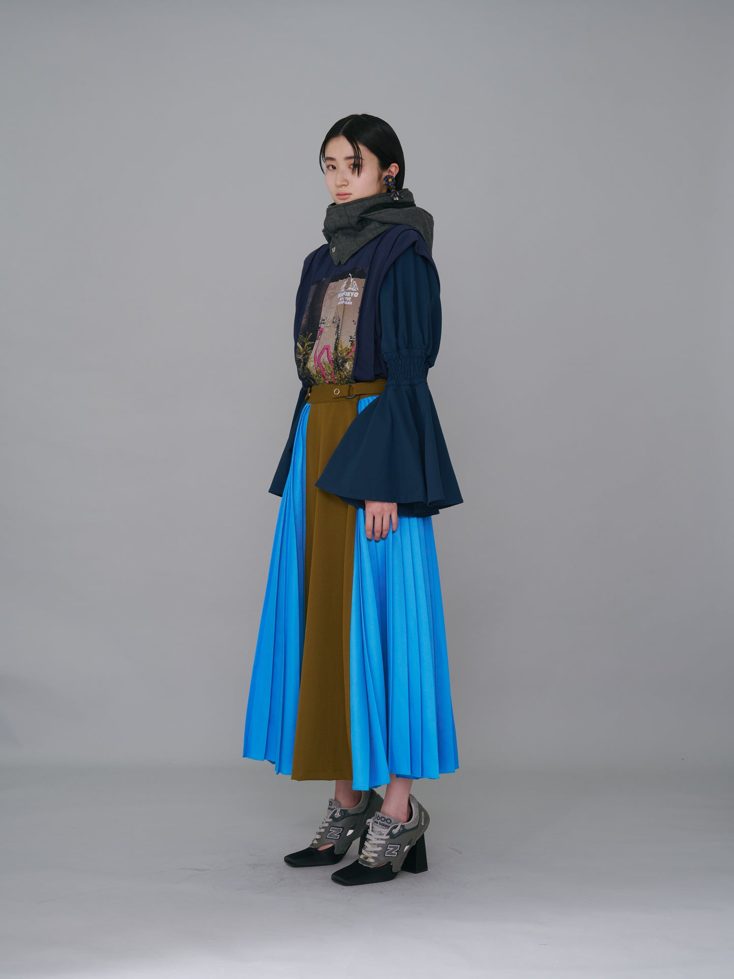 NON TOKYO / ADUSTER PLEATS LONG SKIRT (MUSTARD×L.BLUE) &lt;NON TOKYO&gt; Adjuster pleats long skirt (mustard×light blue)