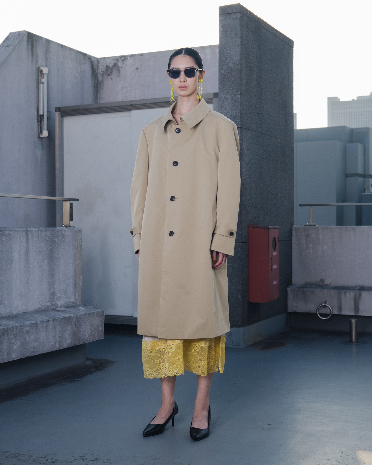 [PRE ORDER] WATER PLOOF LONG COAT (BEIGE)