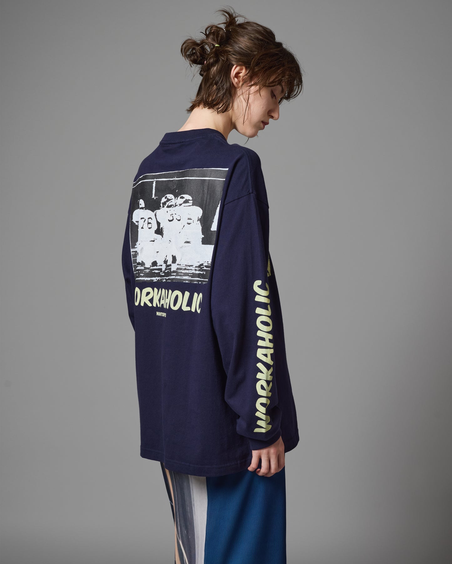 WORKAHOLIC PRINT L/S T-SHIRT (NAVY)