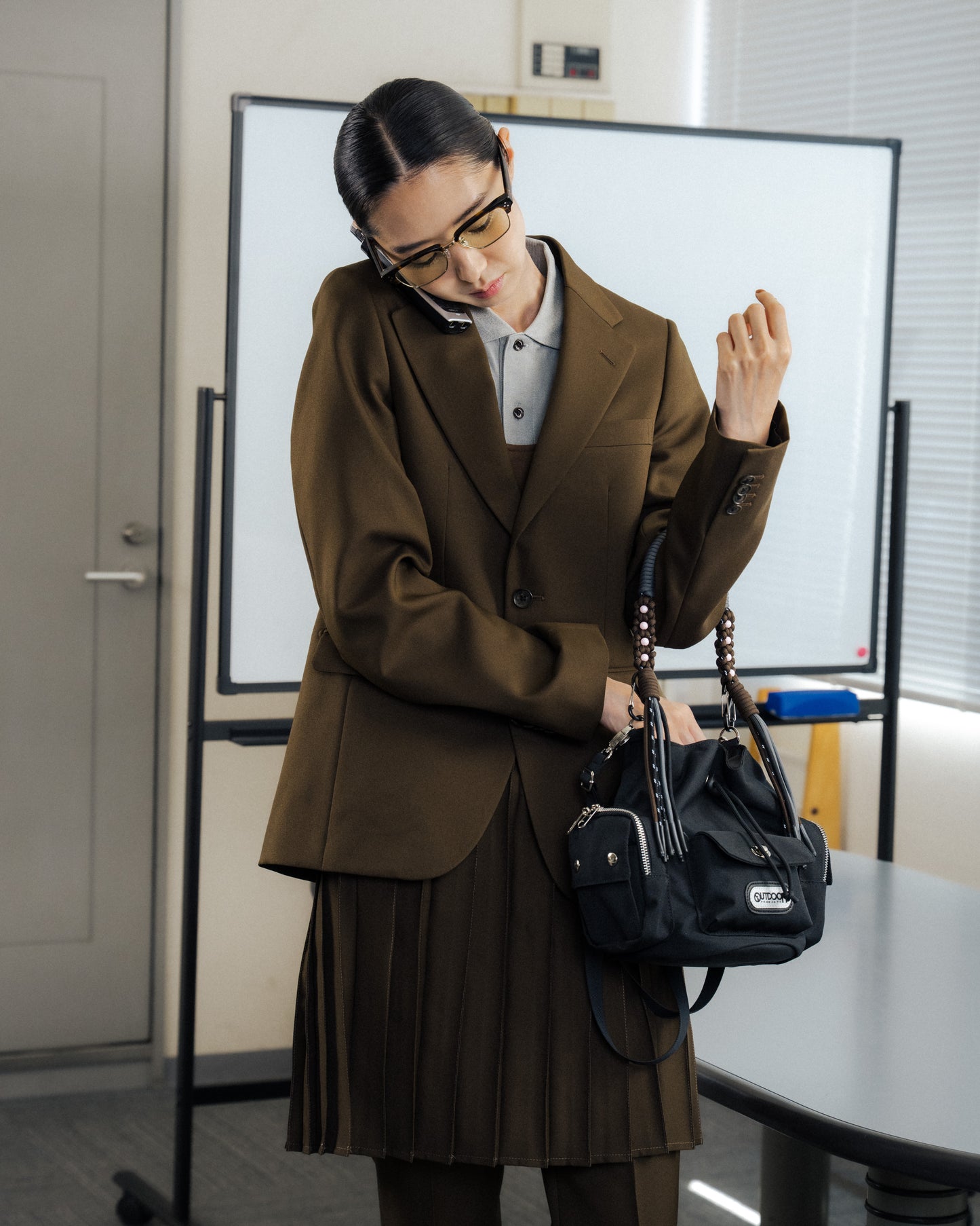 2WAY MULITI POCKET POUCH BAG feat.OUTDOOR (BLACK)