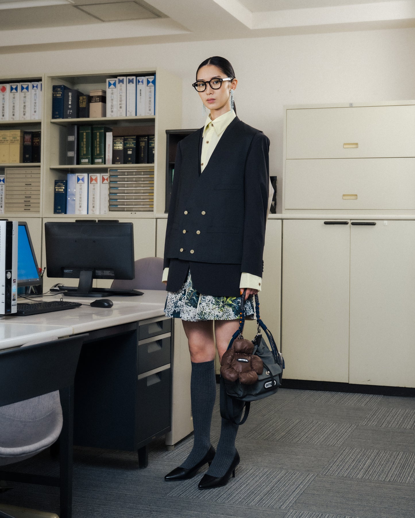 2WAY MULITI POCKET HAND BAG feat.OUTDOOR (GRAY)