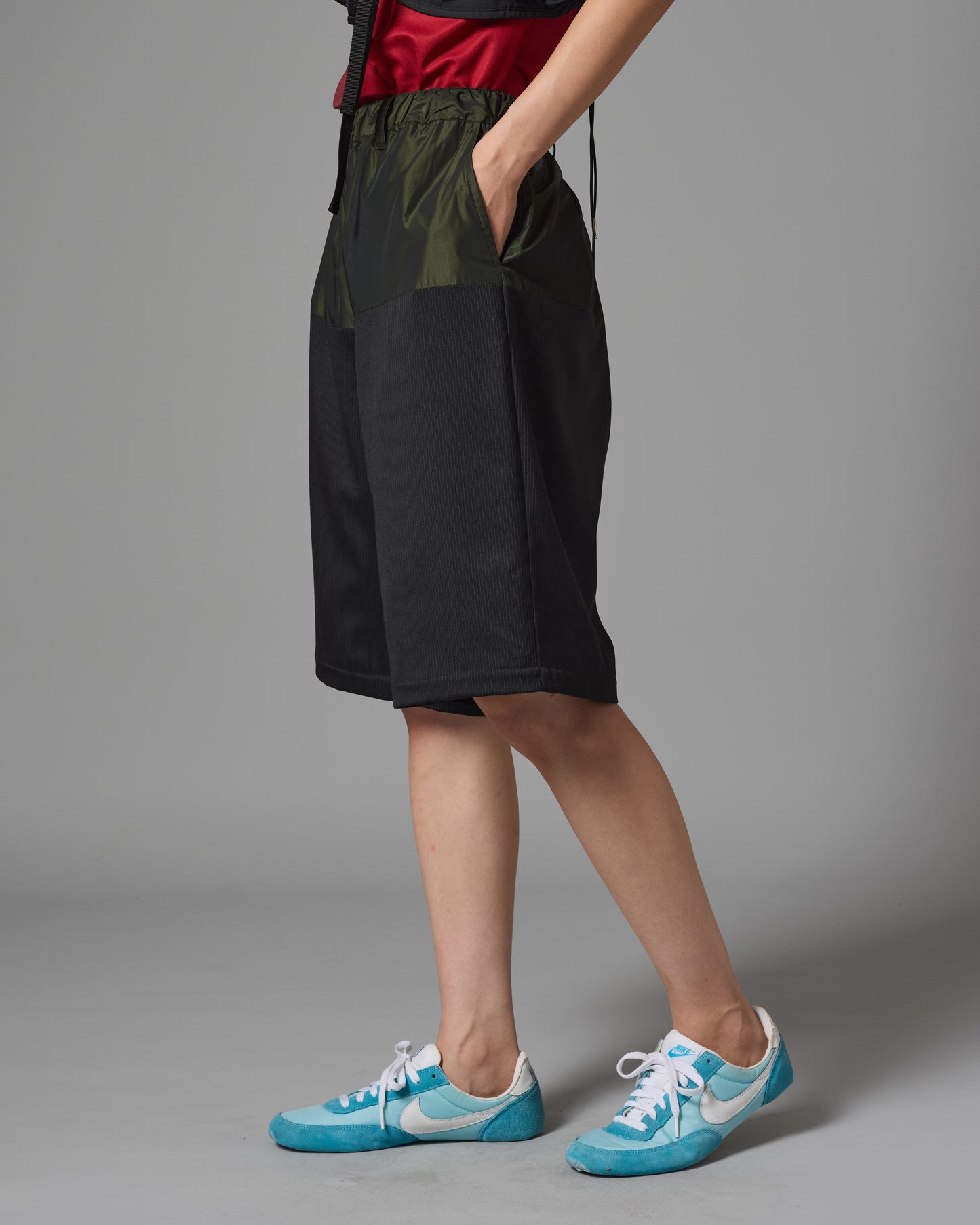 [PRE ORDER] 2WAY BI COLOR SLACKS (BLACK)