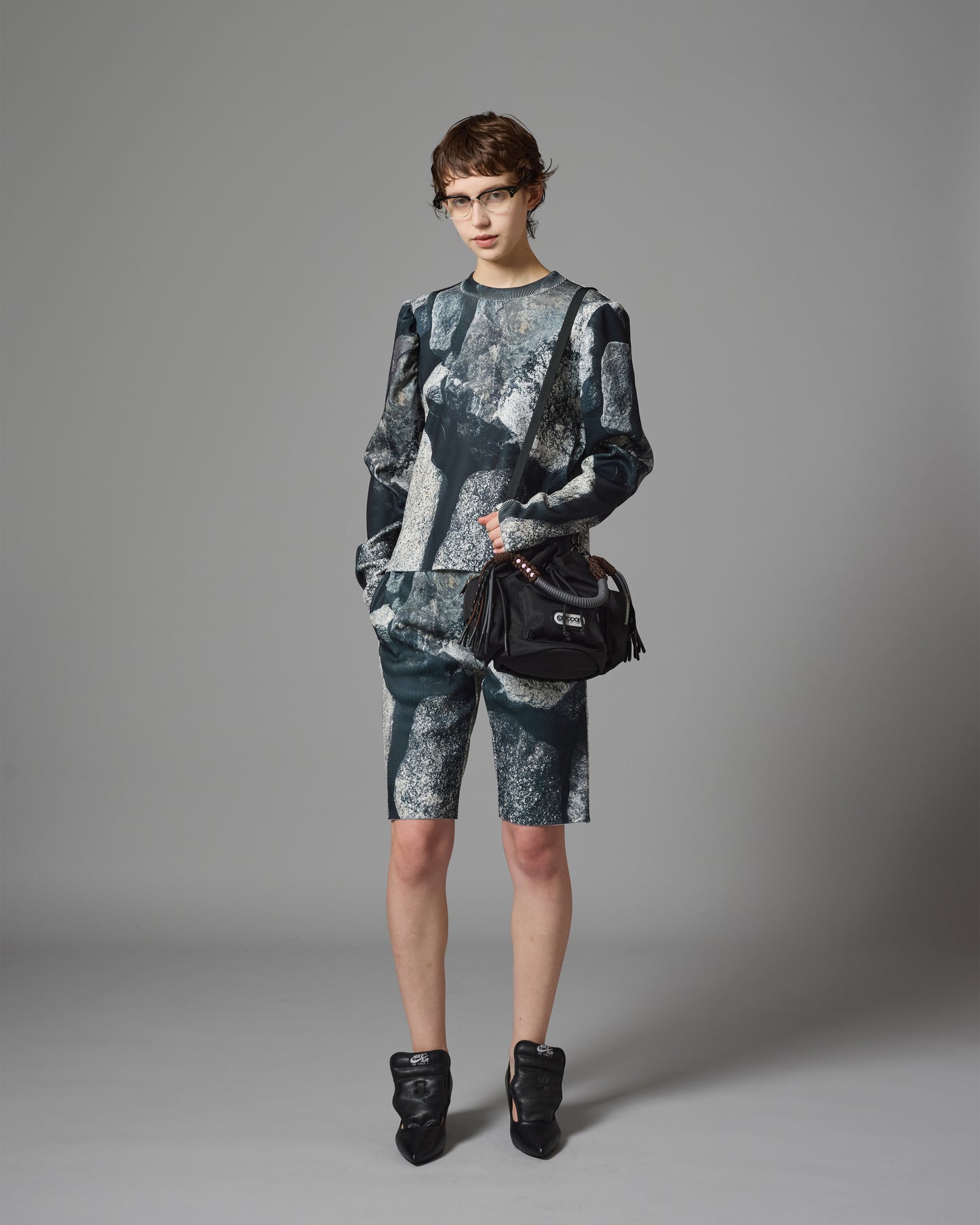 [PRE ORDER] PRINT RIB SHORTS (ROCK)
