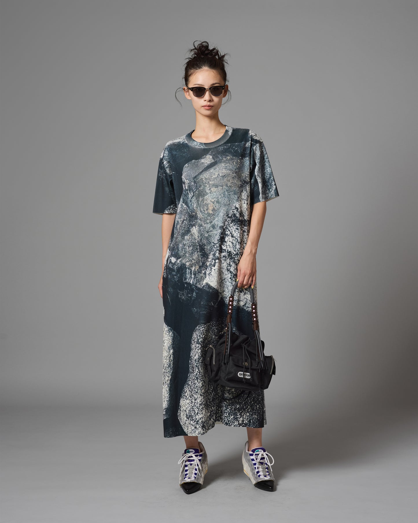 [PRE ORDER] PRINT RIB HALF SLEEVE ONE-PIECE (ROCK)