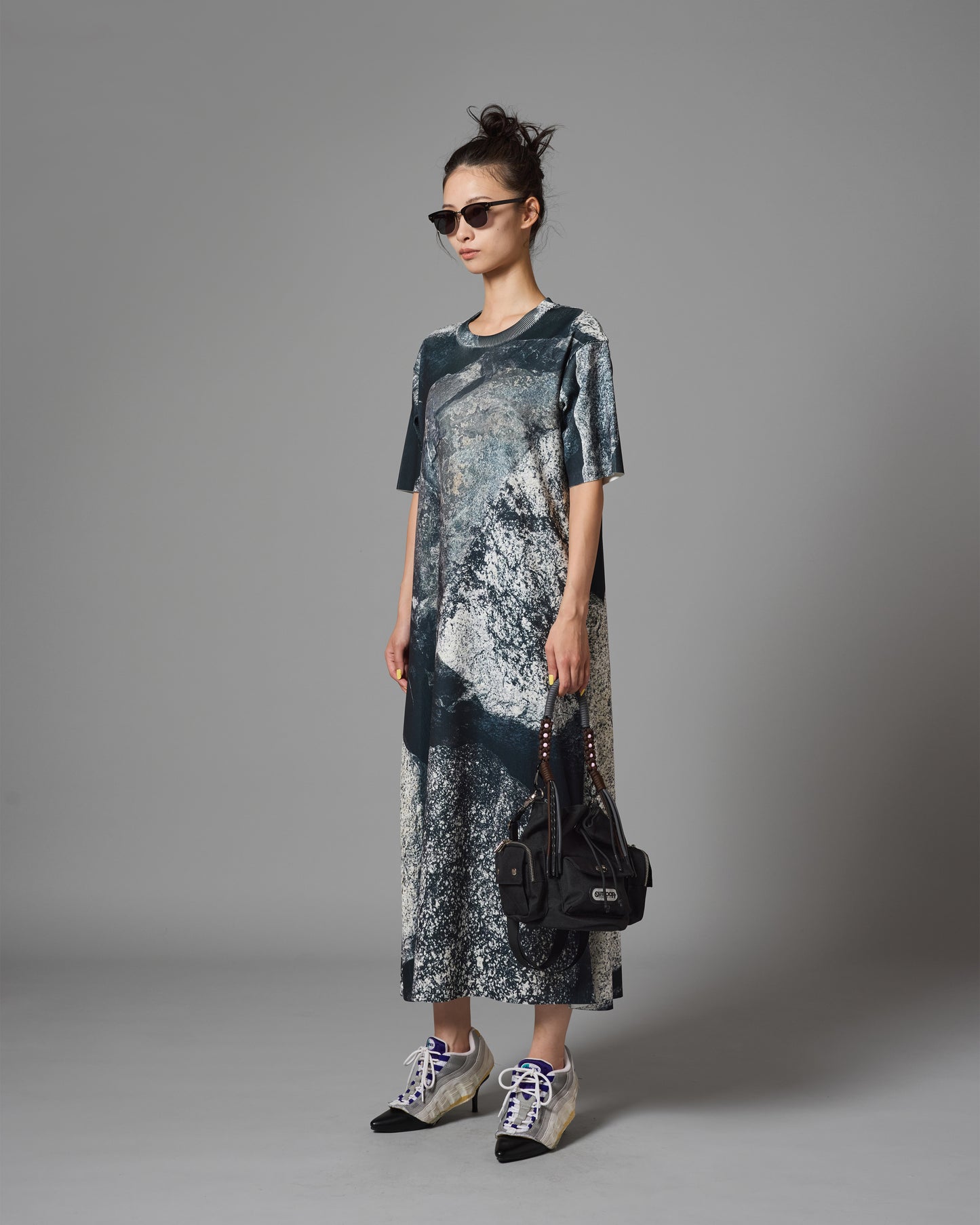 [PRE ORDER] PRINT RIB HALF SLEEVE ONE-PIECE (ROCK)