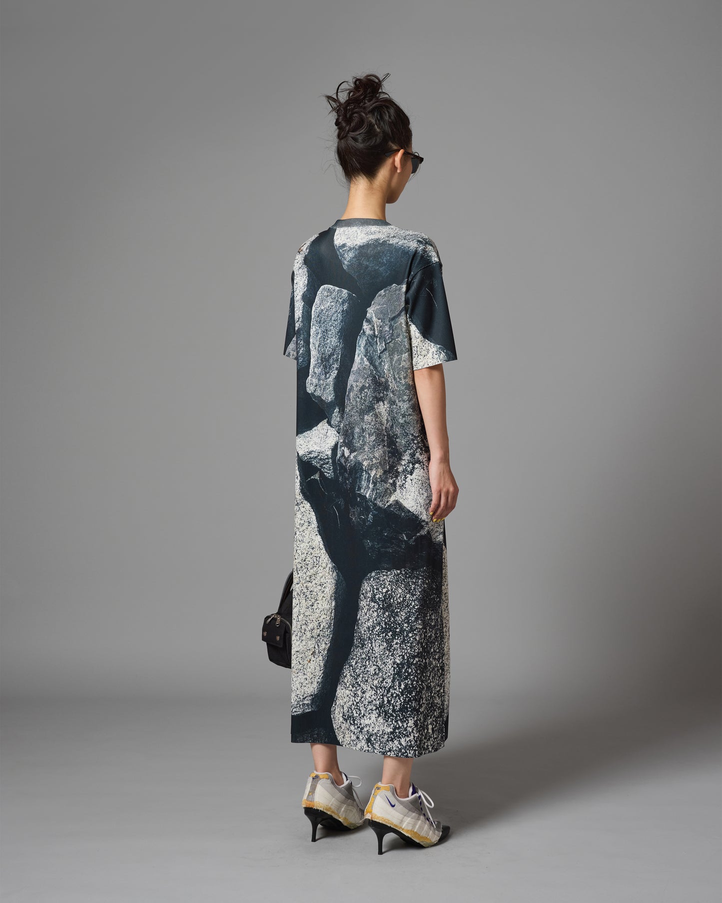 [PRE ORDER] PRINT RIB HALF SLEEVE ONE-PIECE (ROCK)