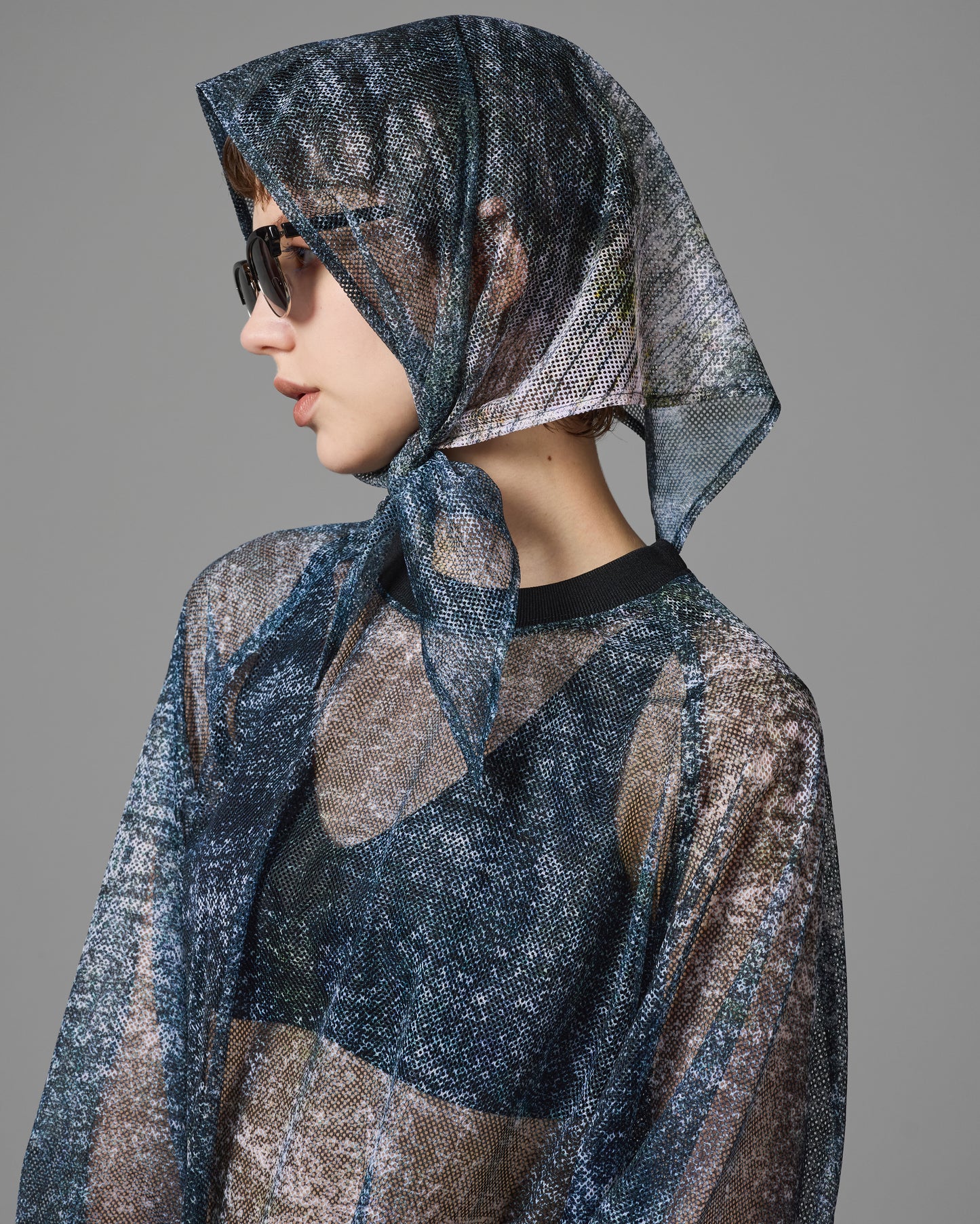 [PRE ORDER] PRINT MESH PULLOVER & SCARF (NOISE)