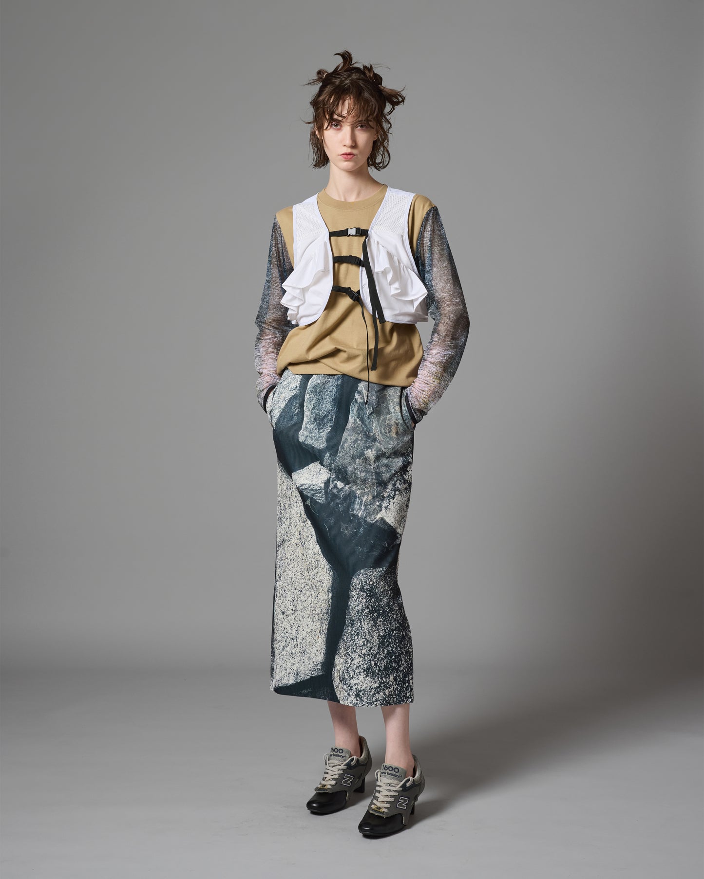 NOISE PRINT MESH L/S T-SHIRT (BEIGE)