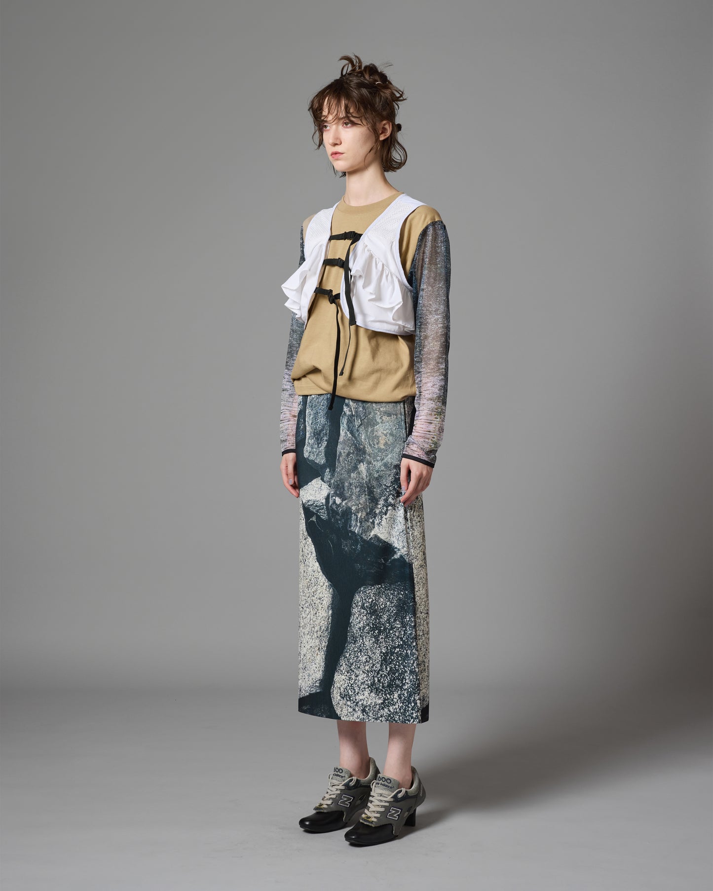 NOISE PRINT MESH L/S T-SHIRT (BEIGE)