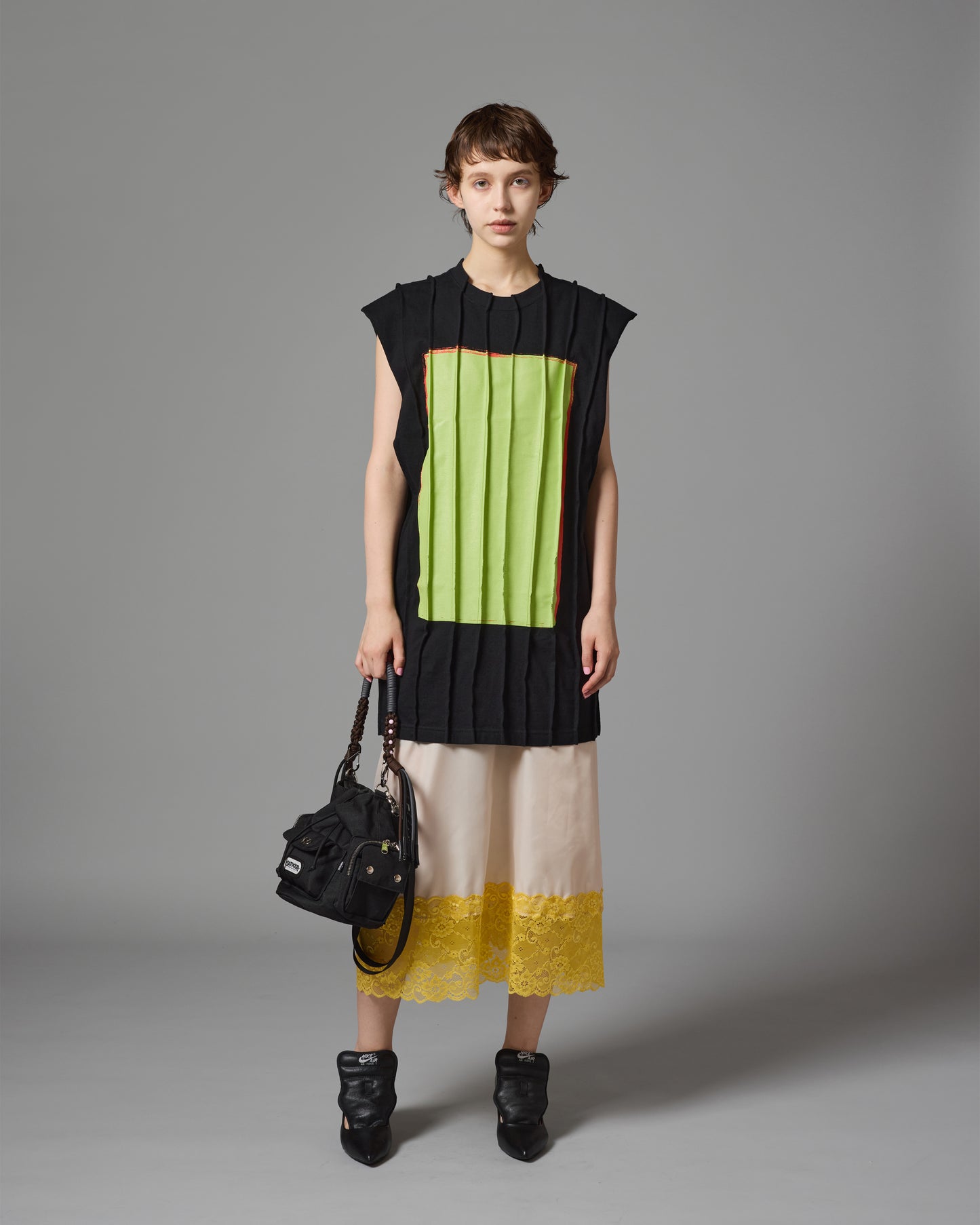 PIN TACK C/S  (BLACK)