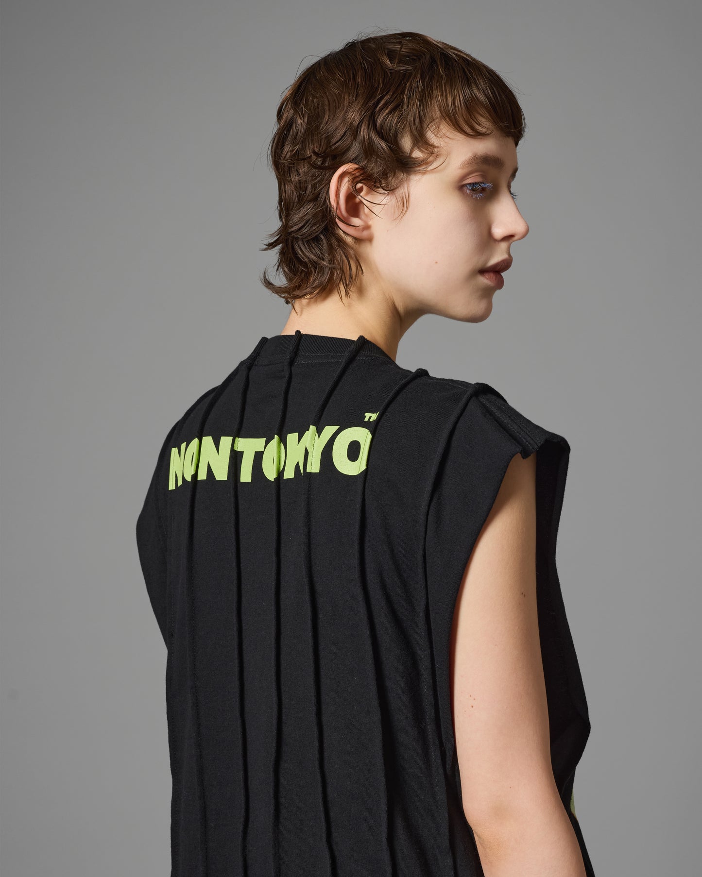 PIN TACK C/S  (BLACK)