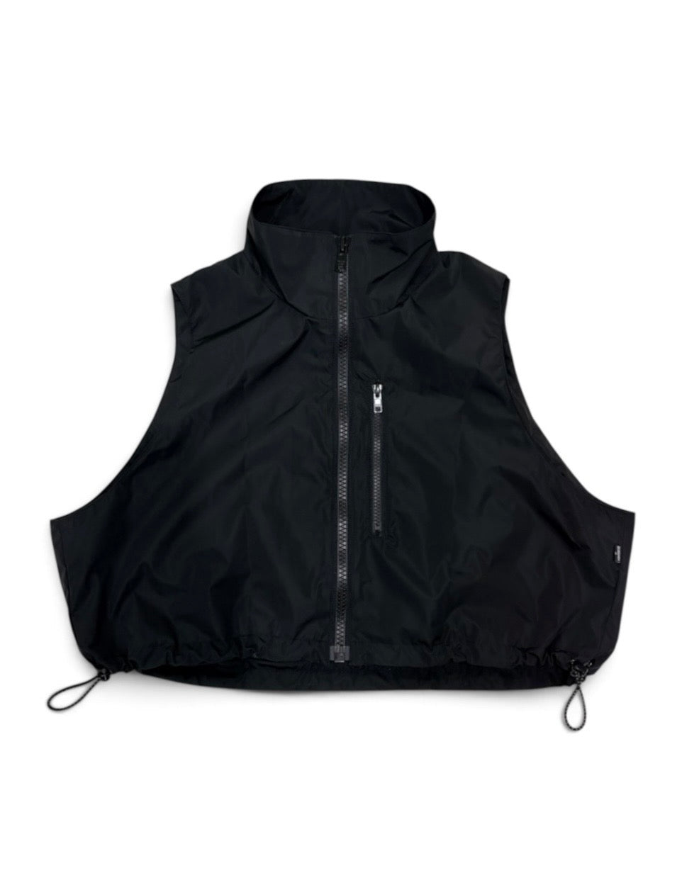 LAMINATED TAFFETA SHORT VEST (BLACK)