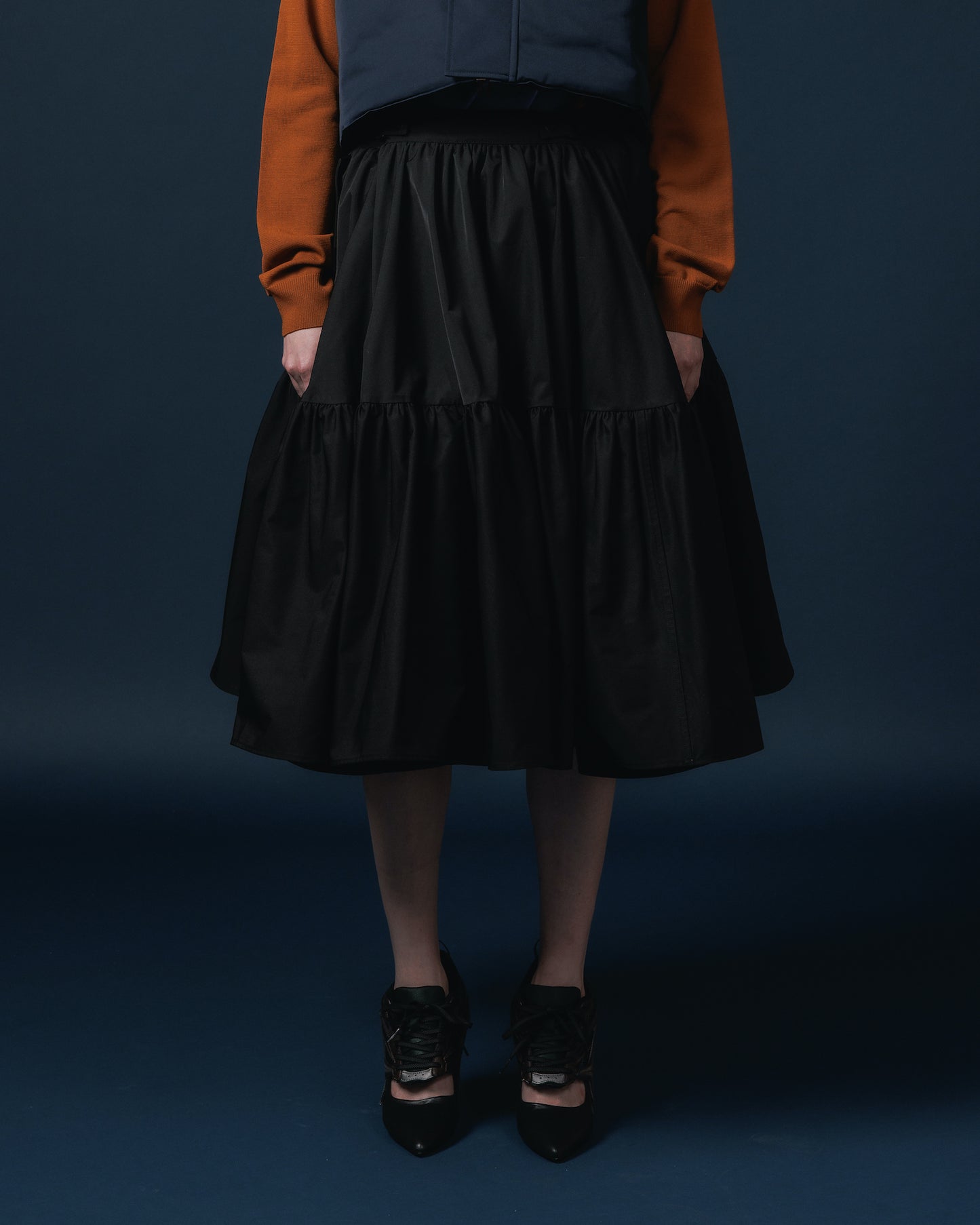 GATHER SKIRT (BLACK)