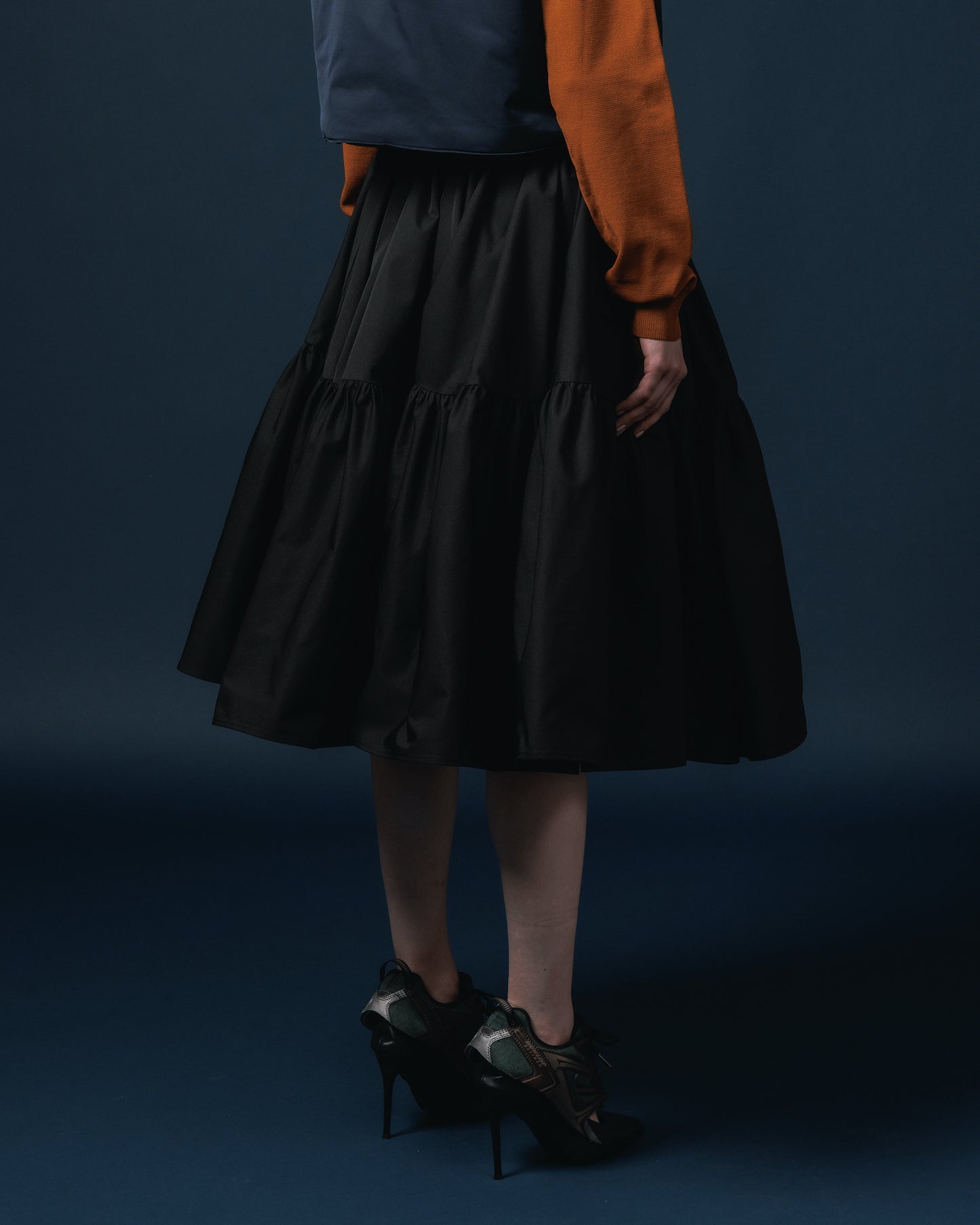 GATHER SKIRT (BLACK)