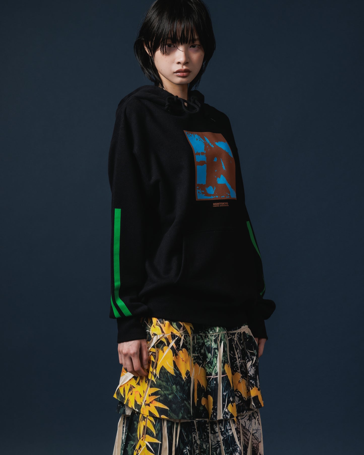 HORSE PRINT PULLOVER PARKER (BLACK)