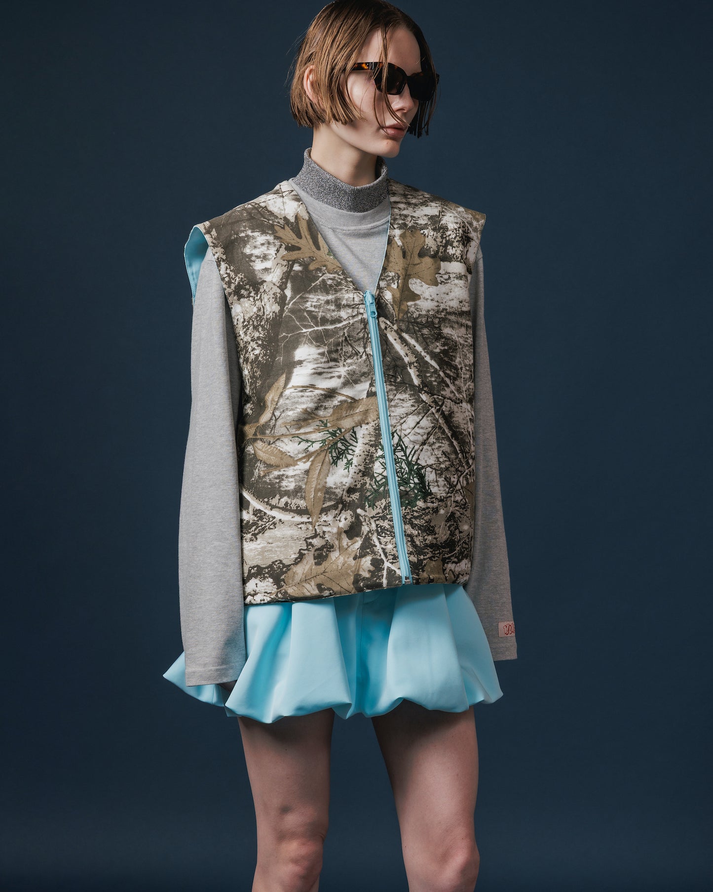 REVERSIBLE MULTI POCKET VEST (BLUE)