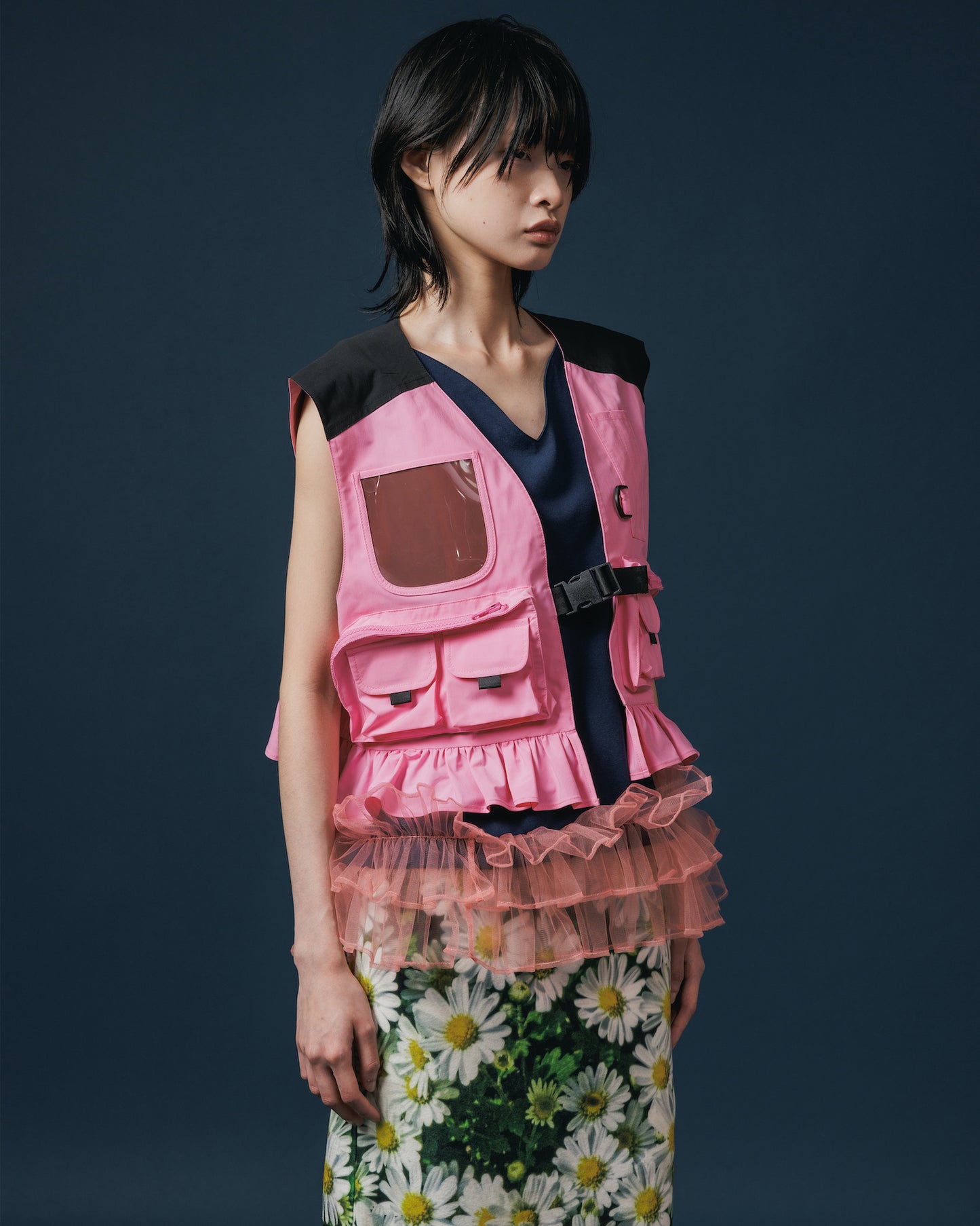 MULTIPOCKET FRILLVEST (PINK)