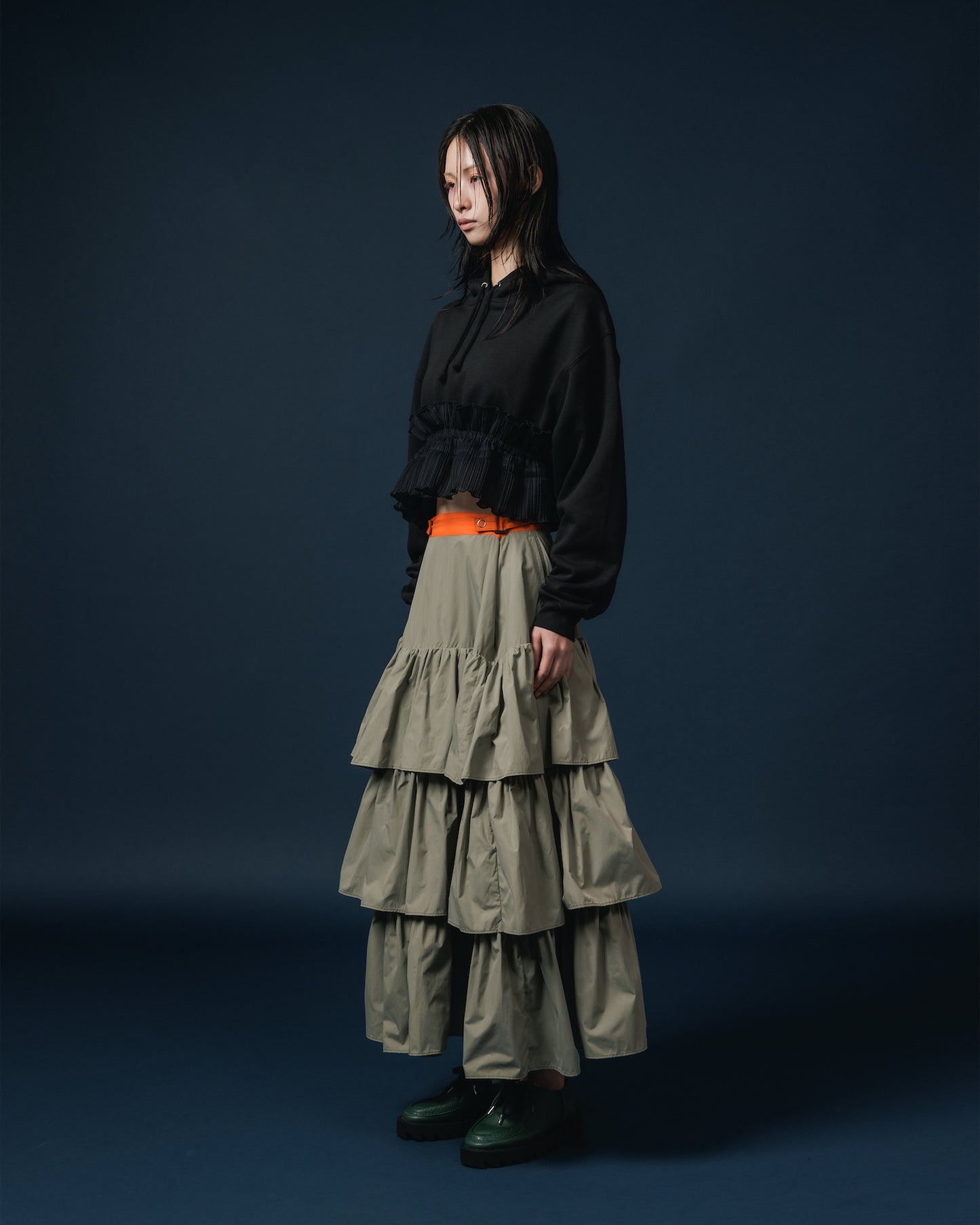 HEM FRILL PARKER (BLACK)