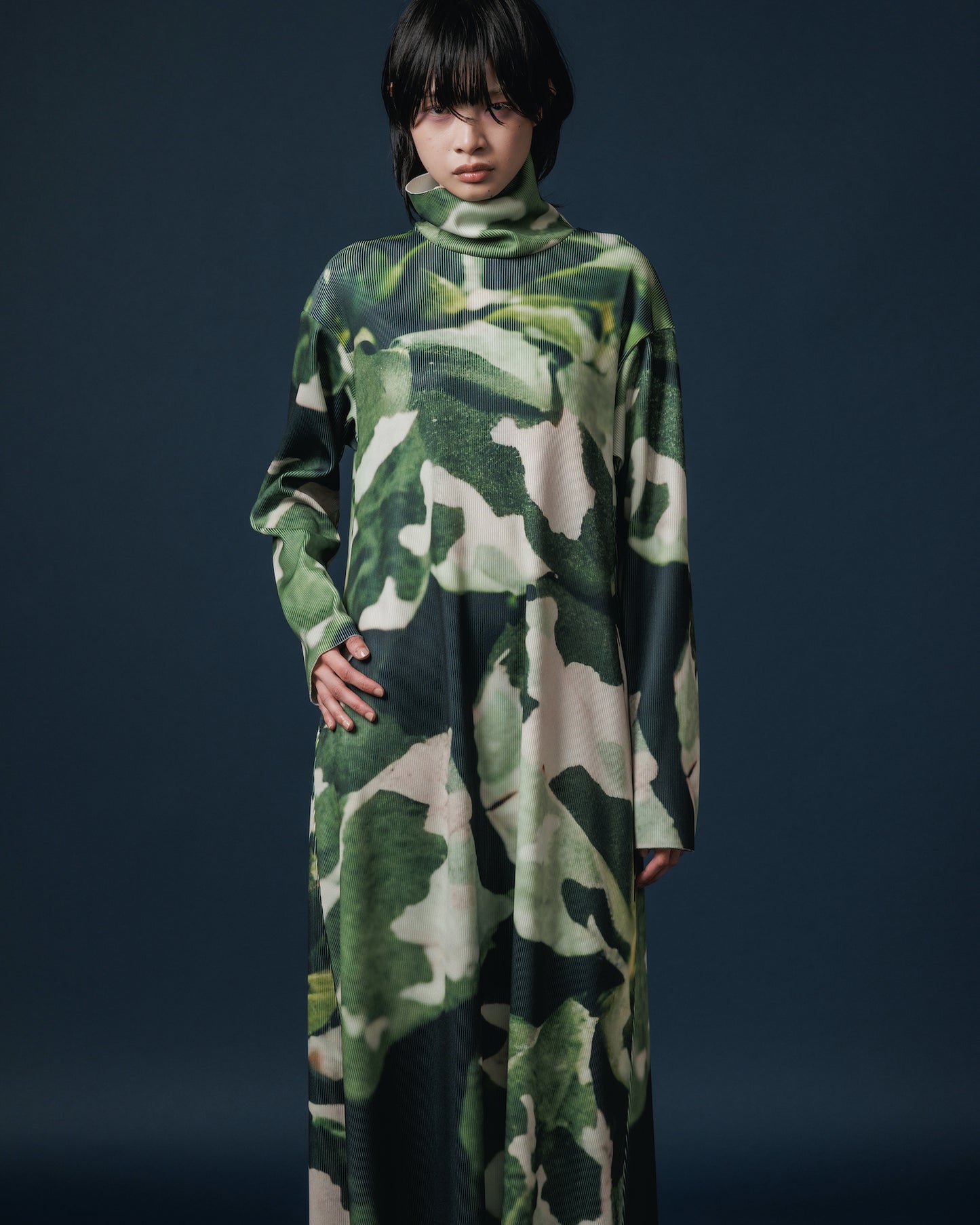 PRINT RIB HI-NECK ONE-PIECE (CAMO)