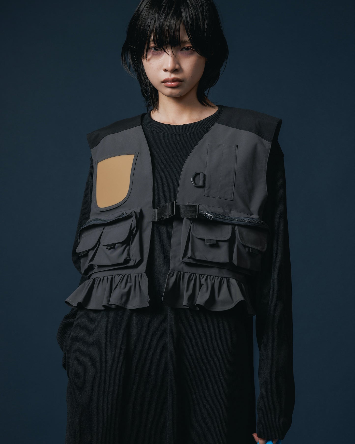MULTIPOCKET FRILLVEST (GRAY)